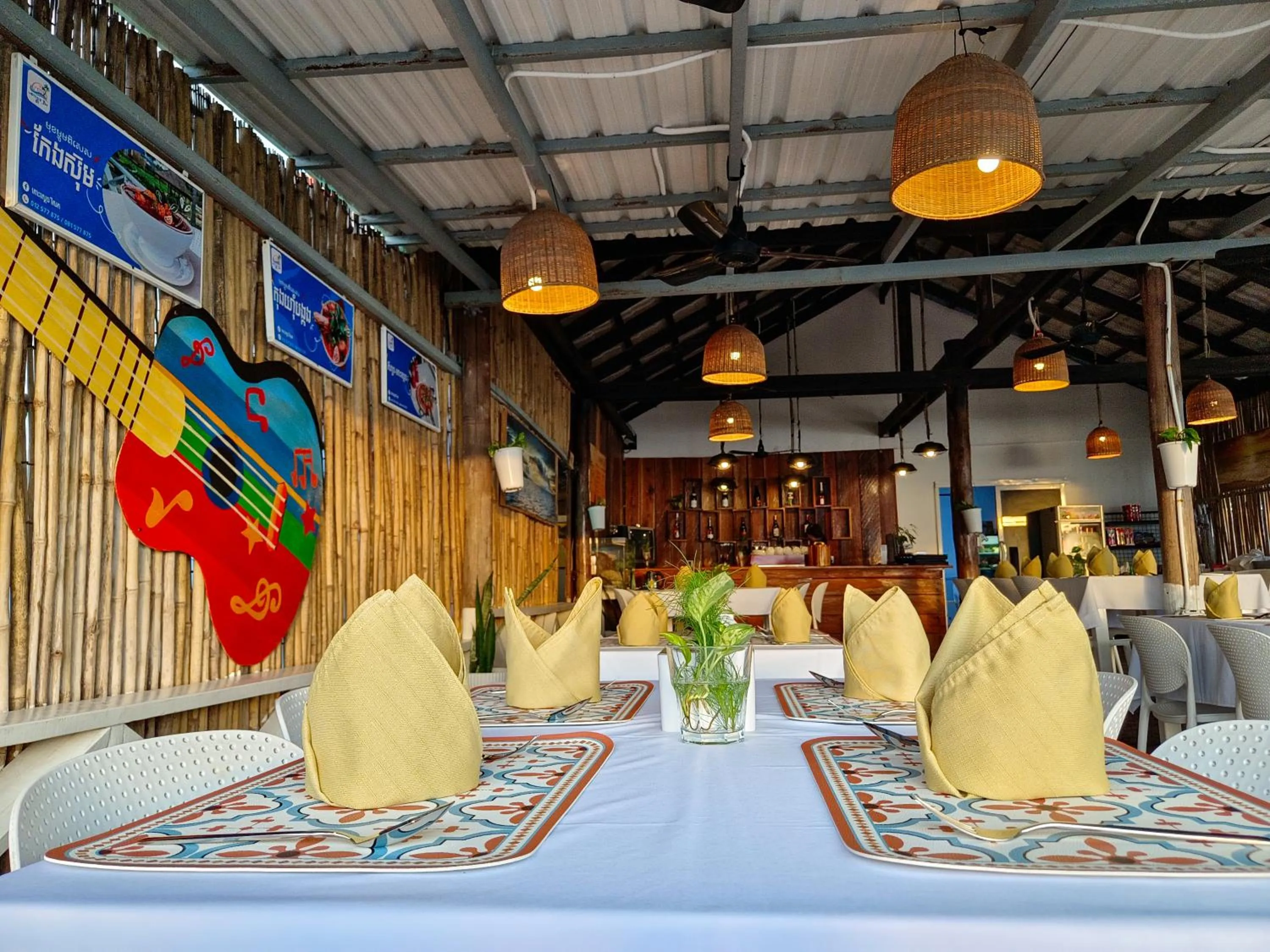 Restaurant/places to eat in Koh Sdach Resort by EHM