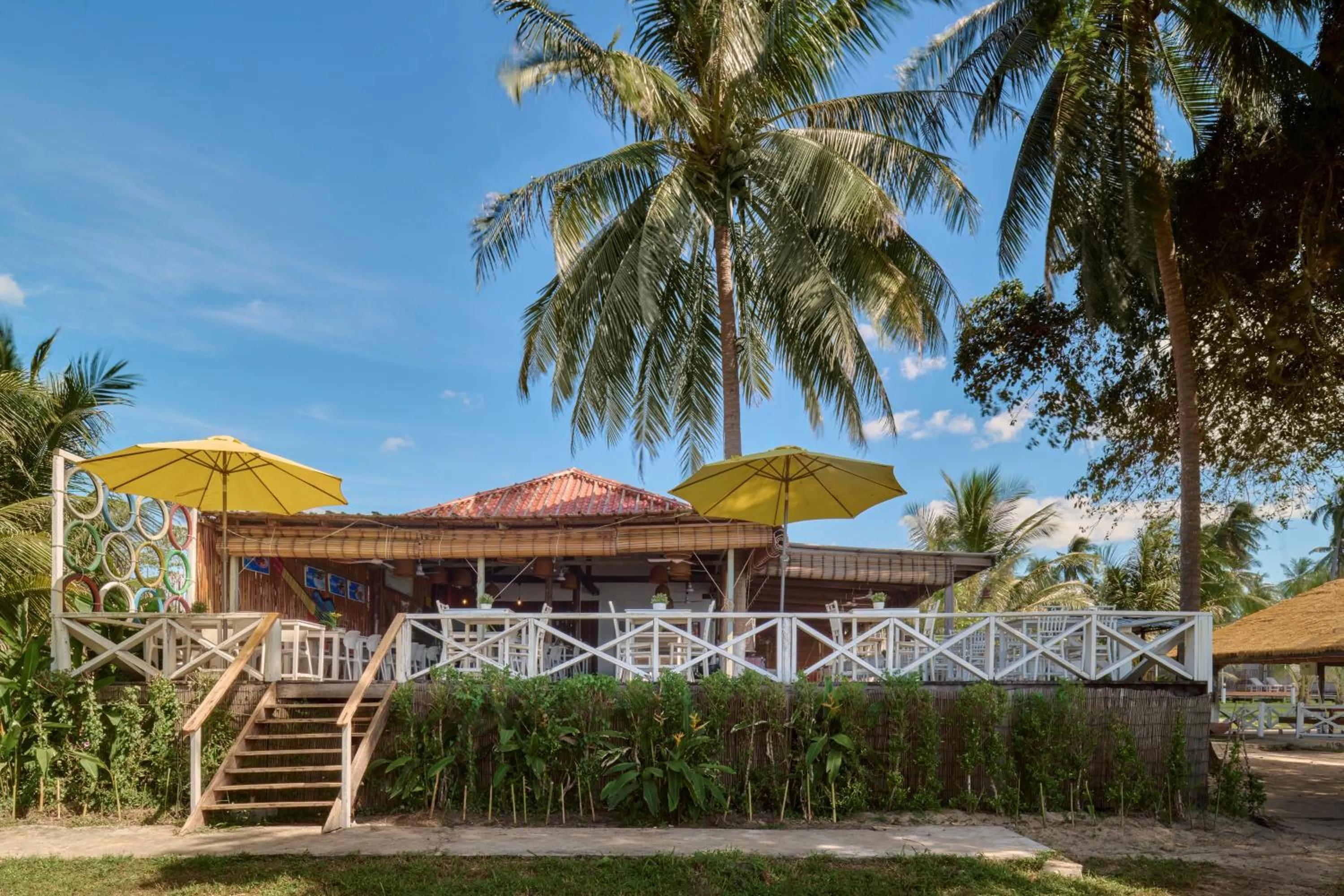 Restaurant/places to eat in Koh Sdach Resort by EHM