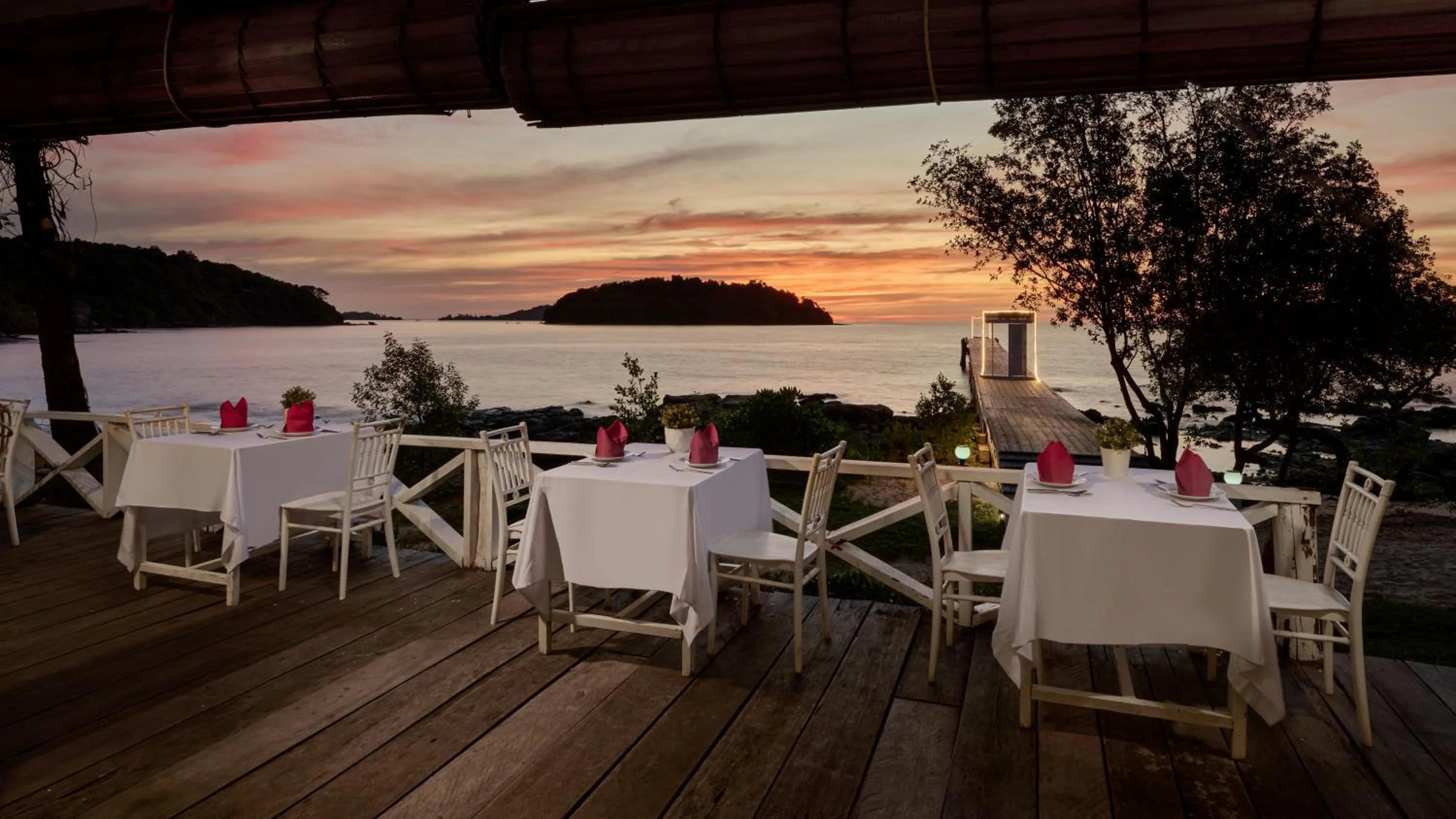 Restaurant/places to eat in Koh Sdach Resort by EHM