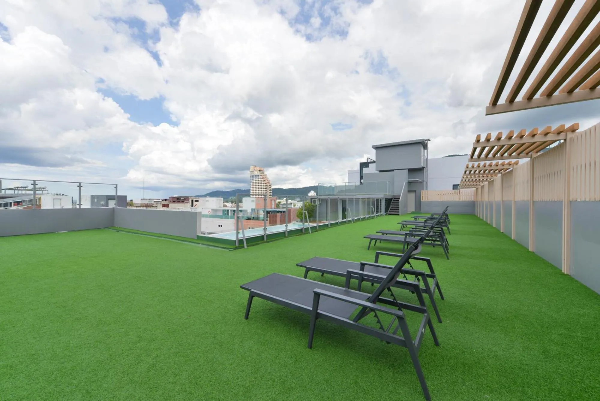 Swimming pool in Grace Patong Hotel