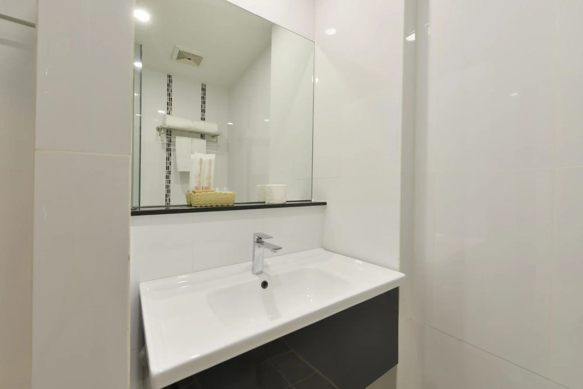 Bathroom in Grace Patong Hotel