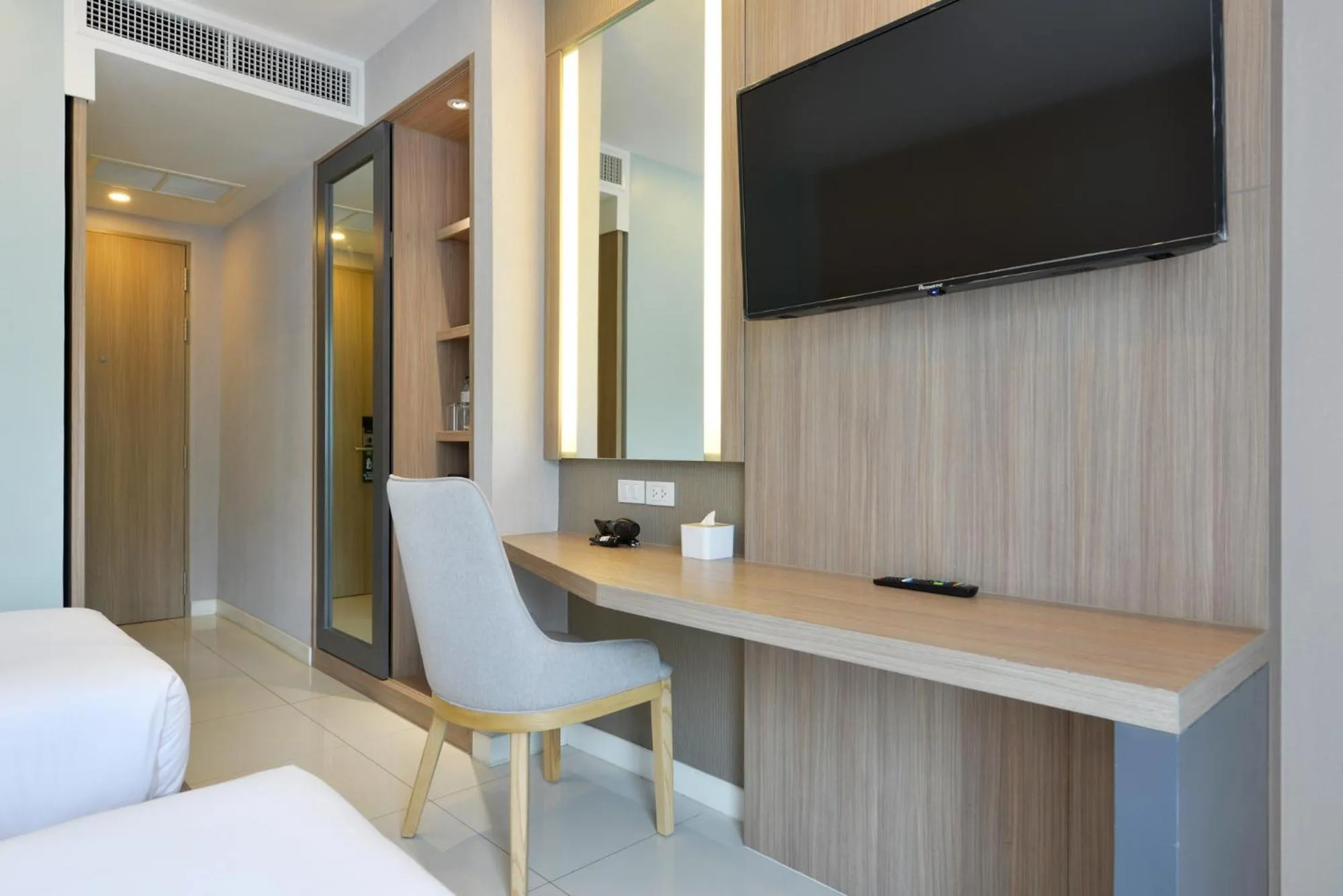 TV and multimedia, Bed in Grace Patong Hotel