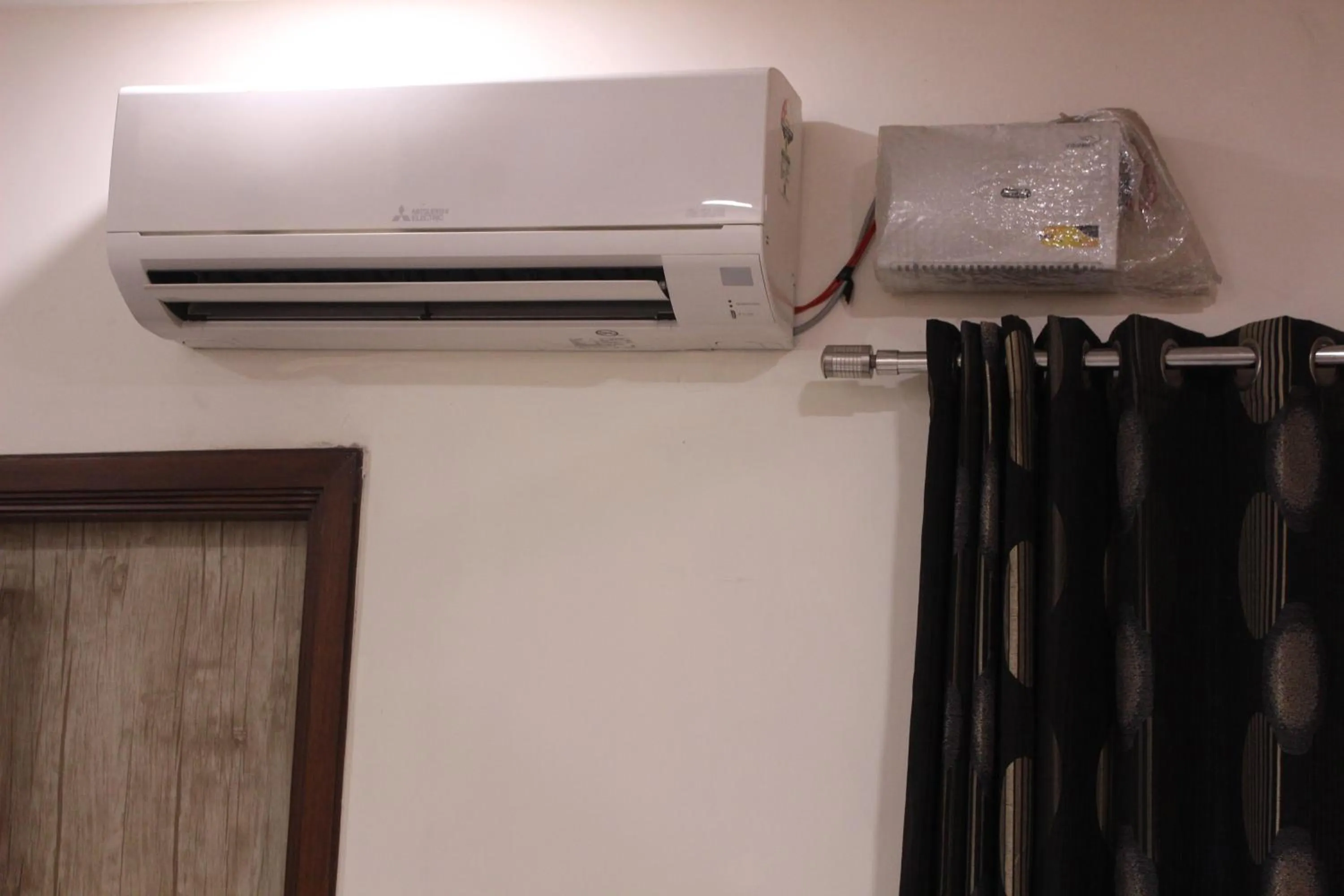air conditioner in Shree Krishna Hotels