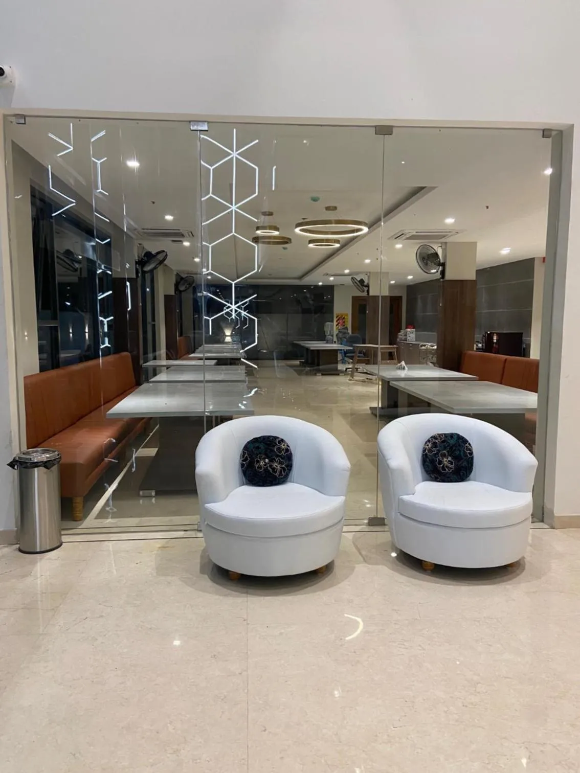 Lounge or bar in Sremethila Hotels Rameswaram