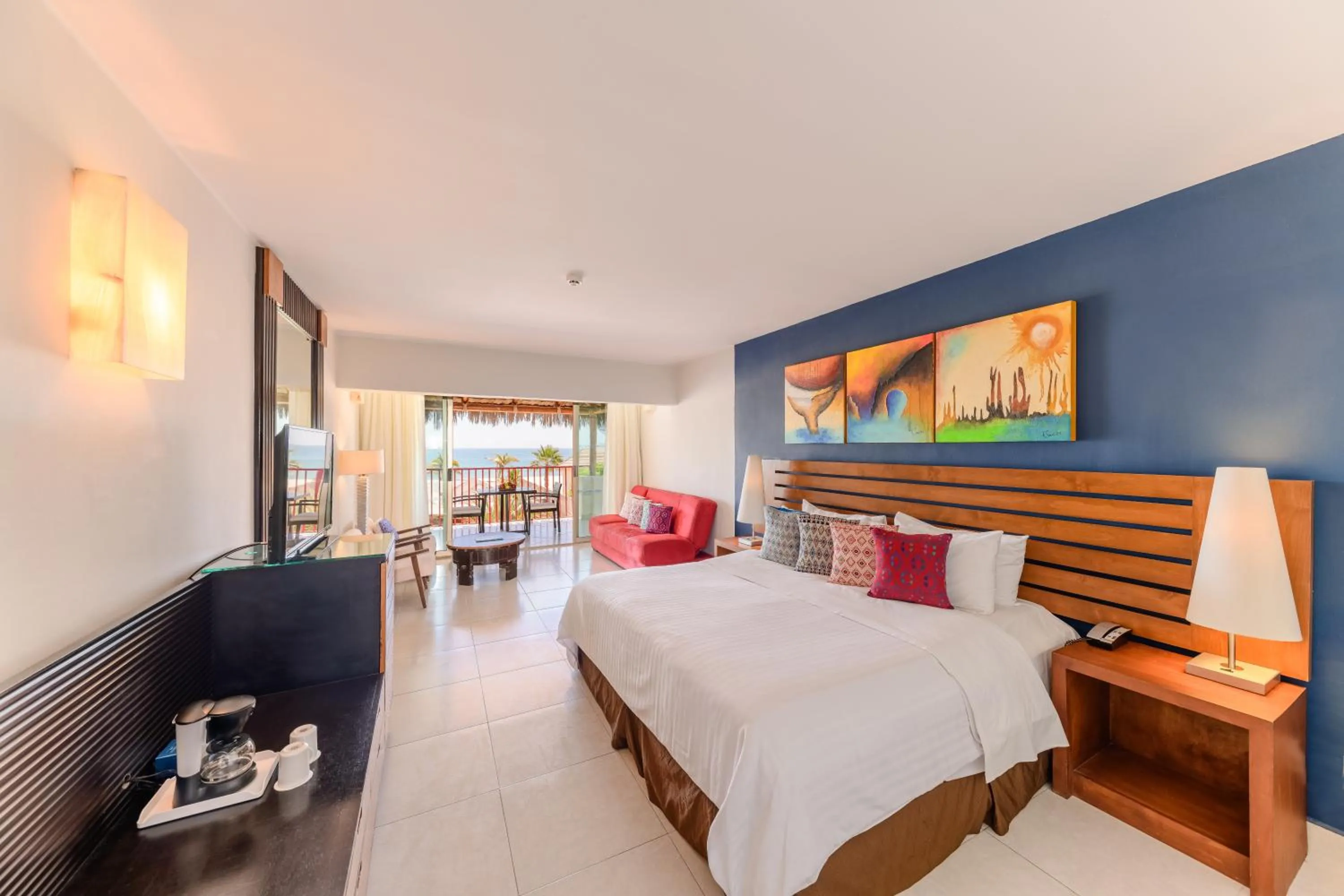 Bed in Grand Decameron Los Cabos, A Trademark All-Inclusive Resort
