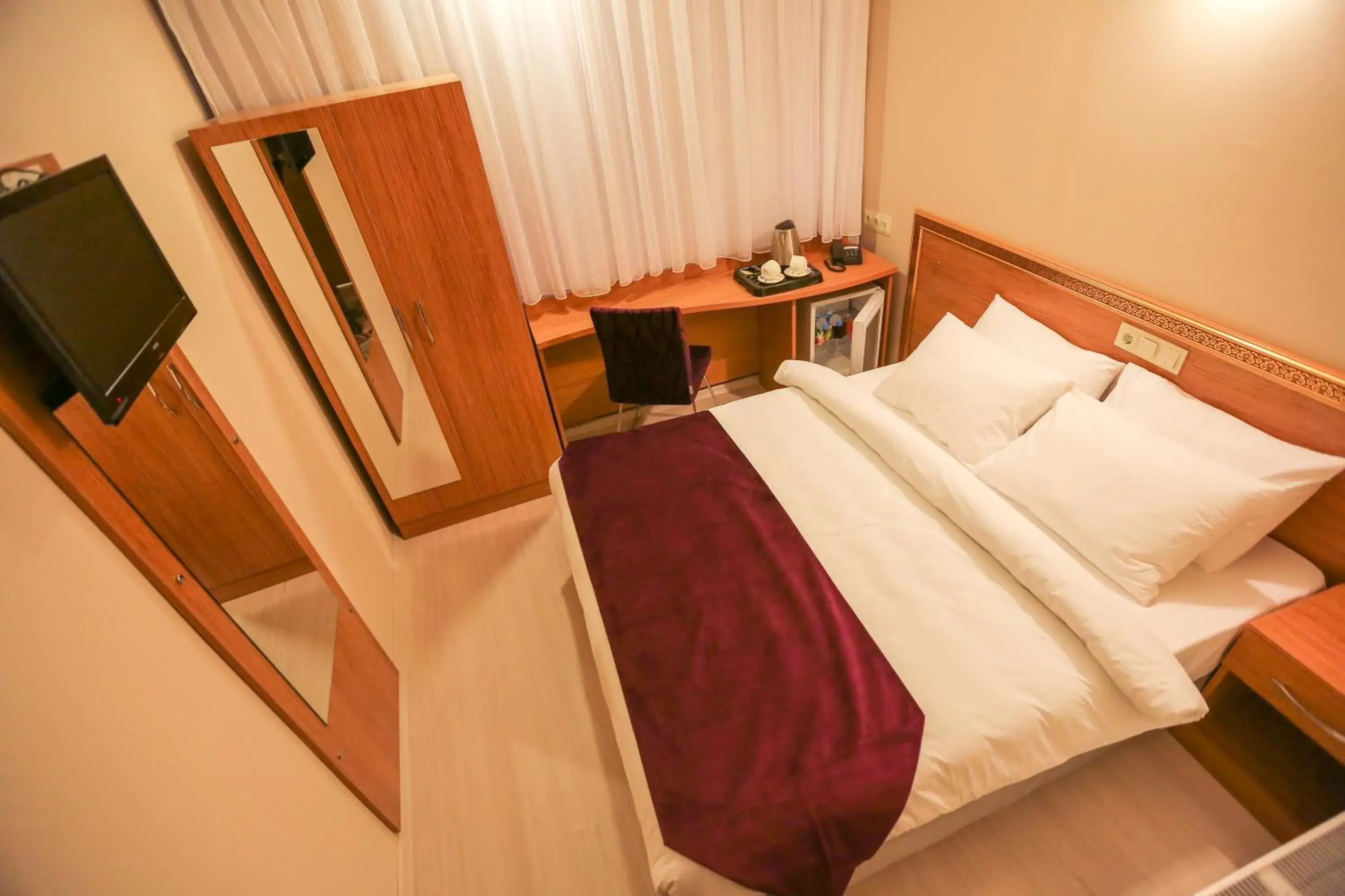 Deluxe Single Room in Grand İstanbul Airport Hotel Deluxe Single Room in Grand İstanbul Airport Hotel