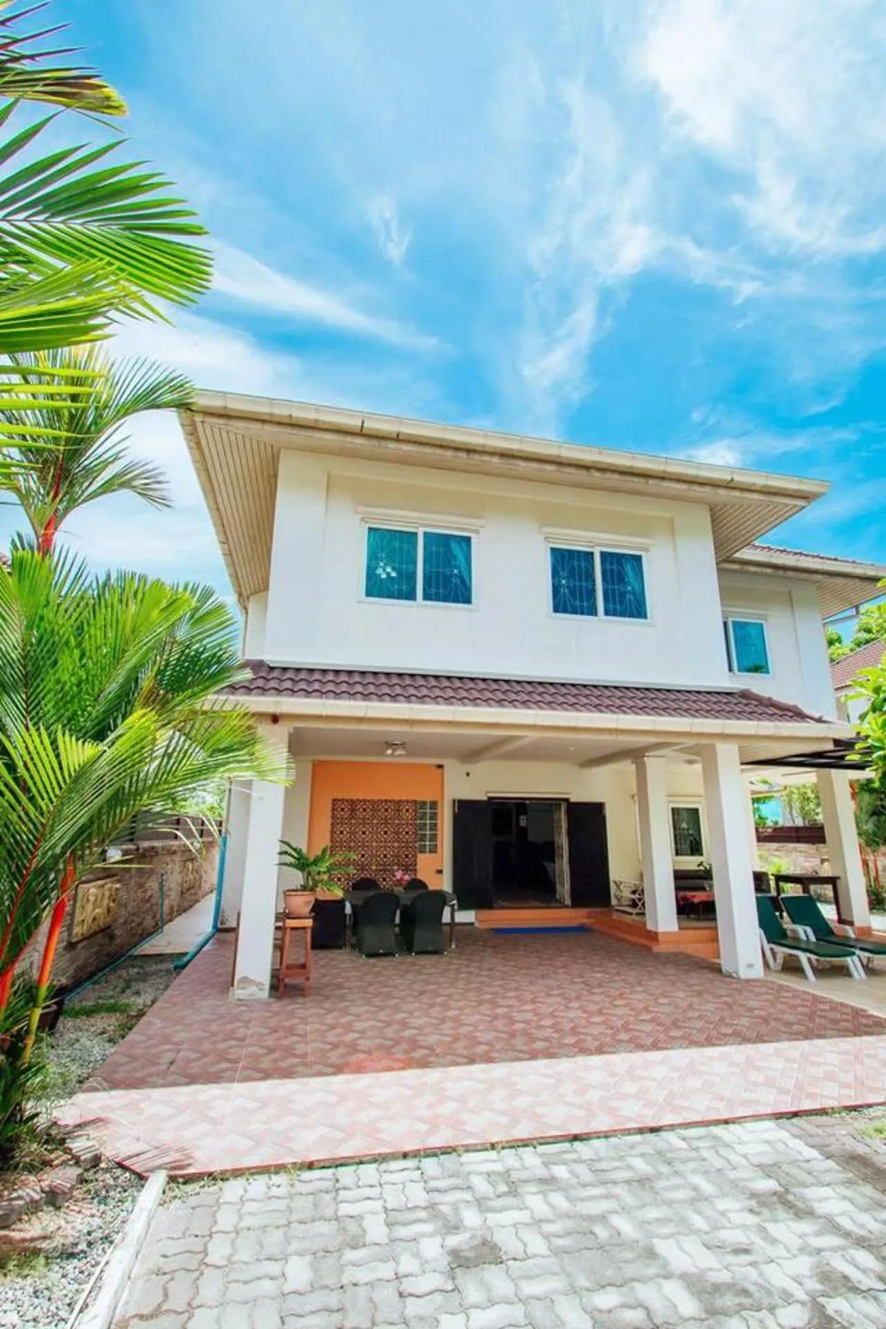Captivating 3-Bed Villa in Muang Pattaya
