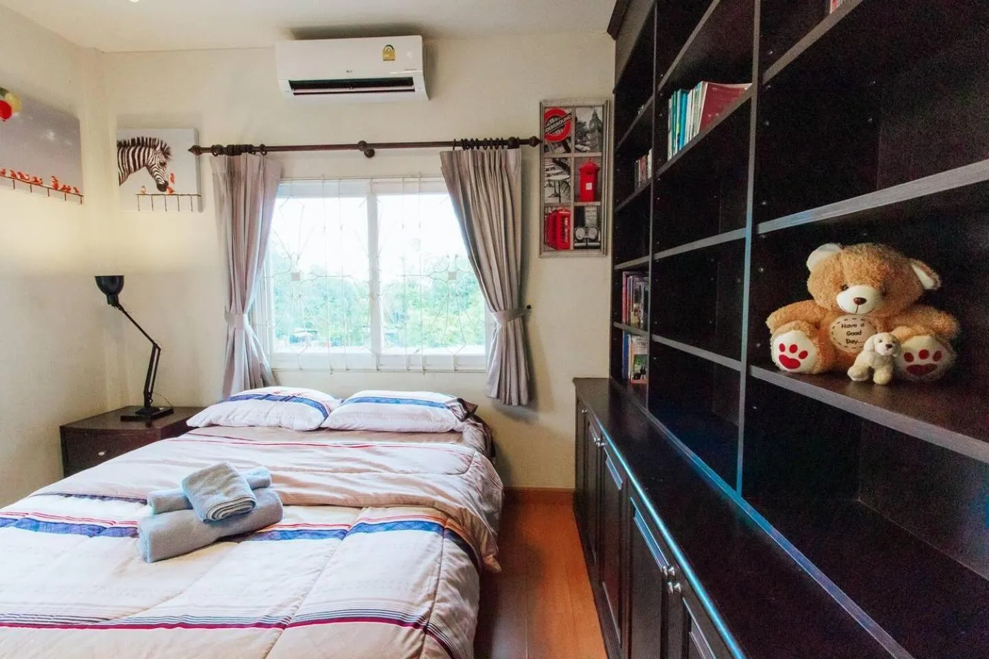 Bed in Captivating 3-Bed Villa in Muang Pattaya