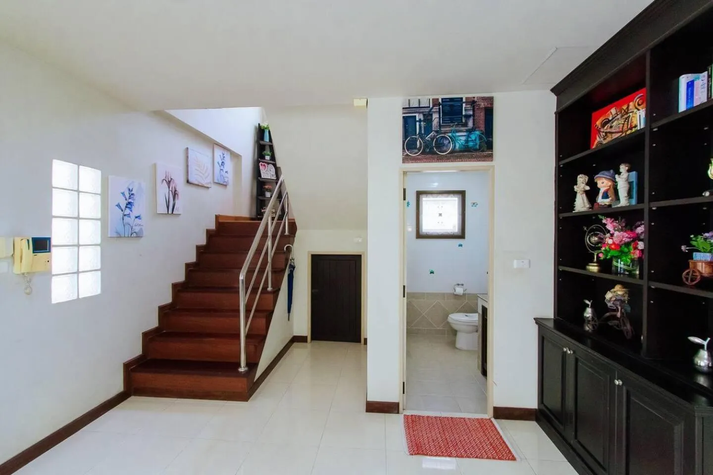 Captivating 3-Bed Villa in Muang Pattaya