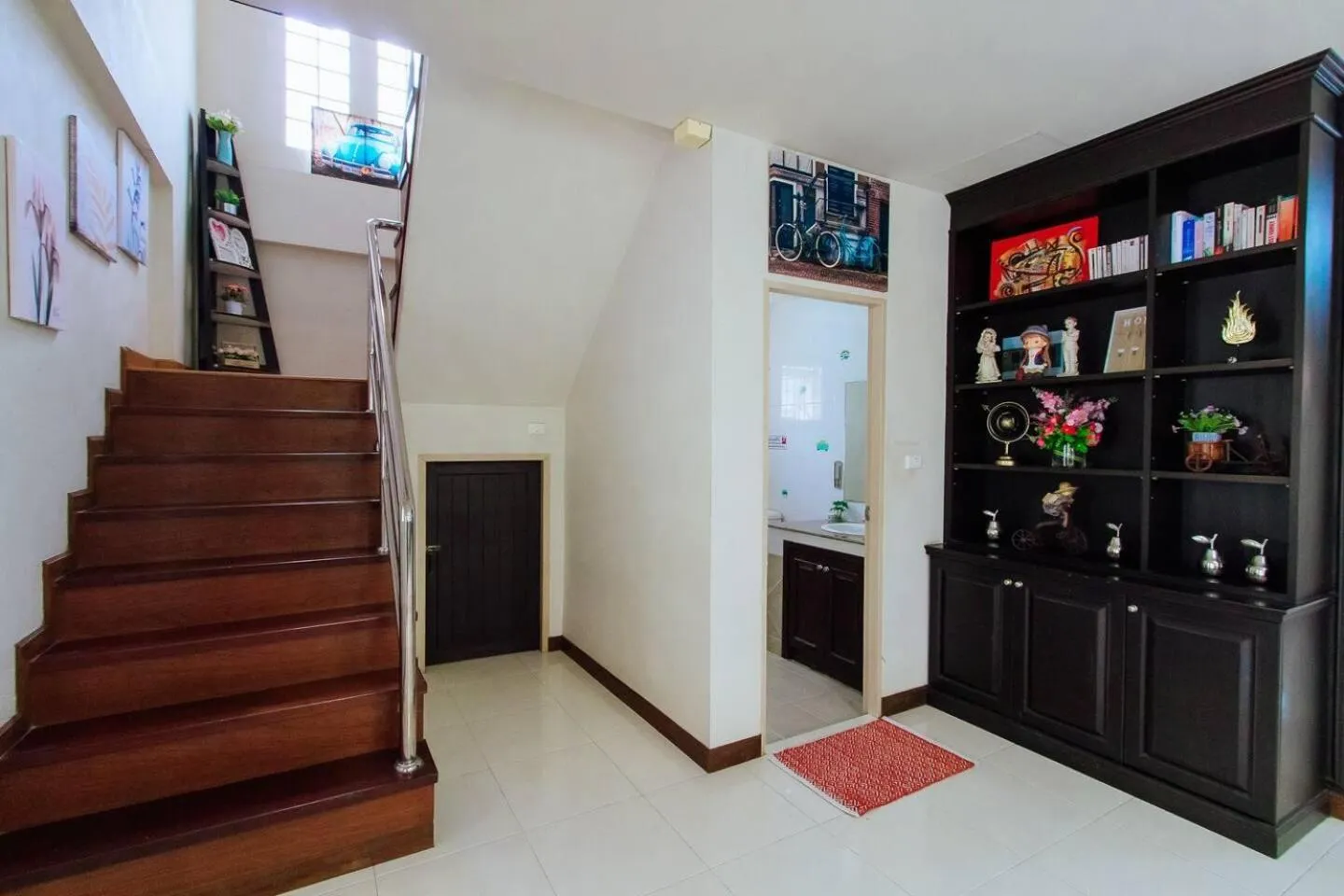 Captivating 3-Bed Villa in Muang Pattaya