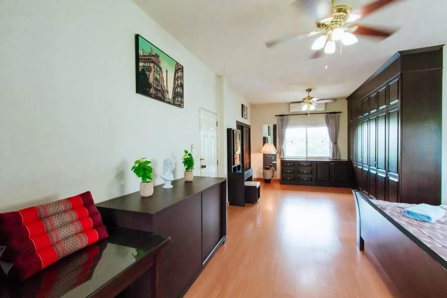 Bed in Captivating 3-Bed Villa in Muang Pattaya