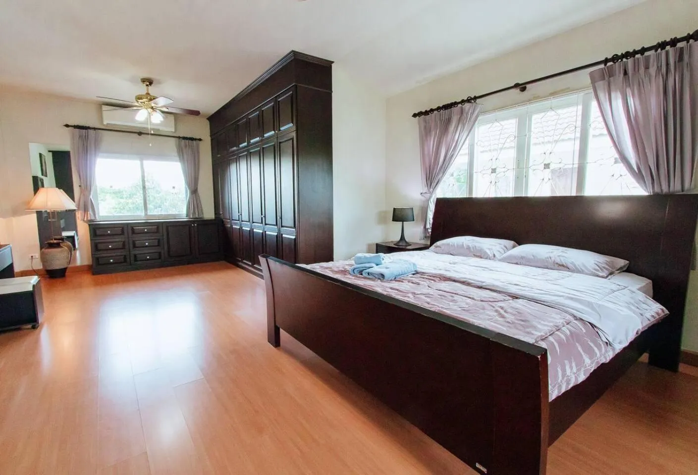 Bed in Captivating 3-Bed Villa in Muang Pattaya