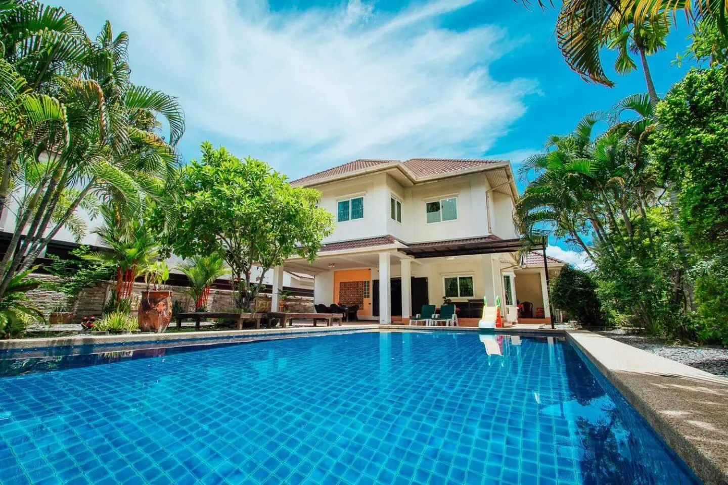 Captivating 3-Bed Villa in Muang Pattaya