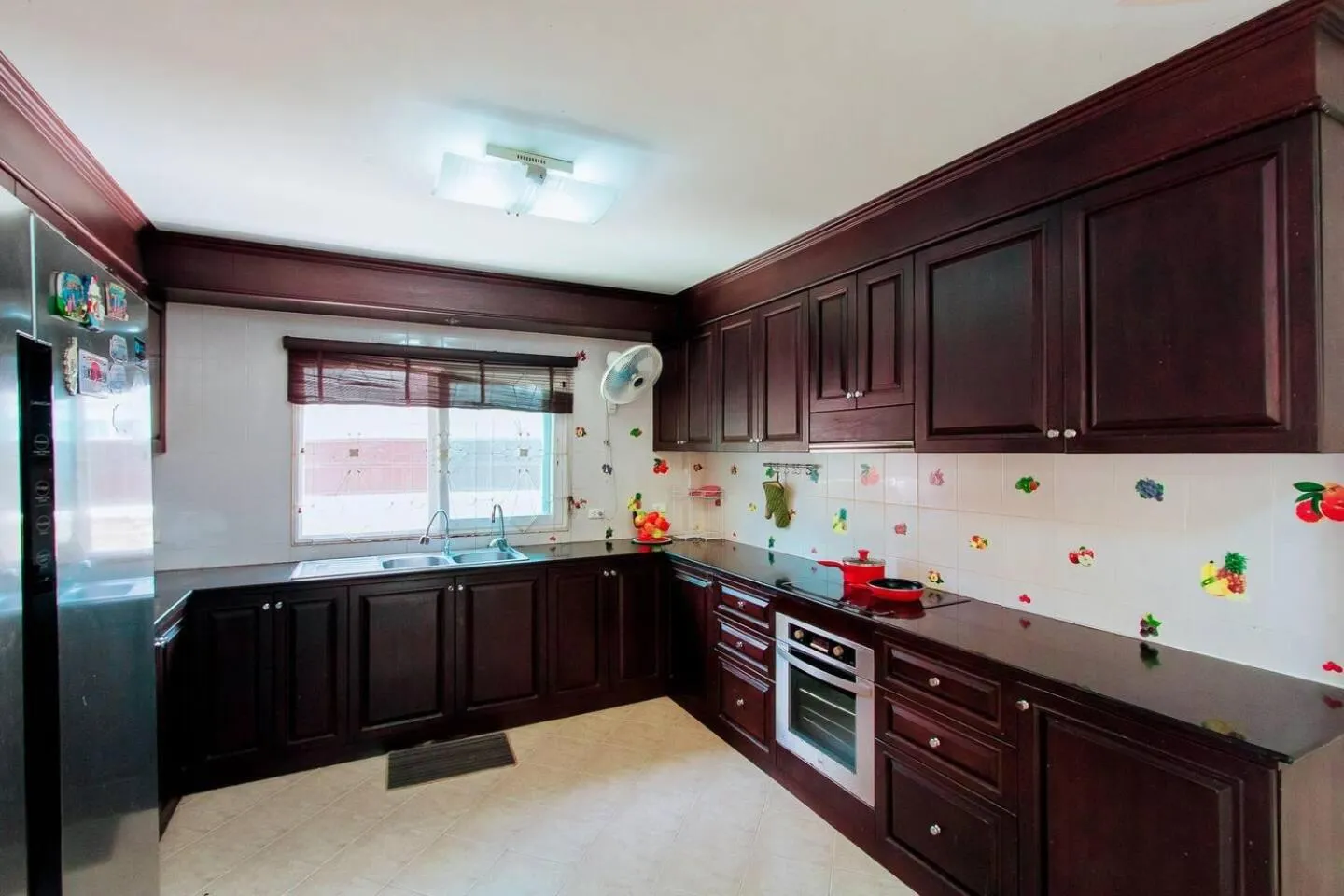 Photo of the whole room in Captivating 3-Bed Villa in Muang Pattaya