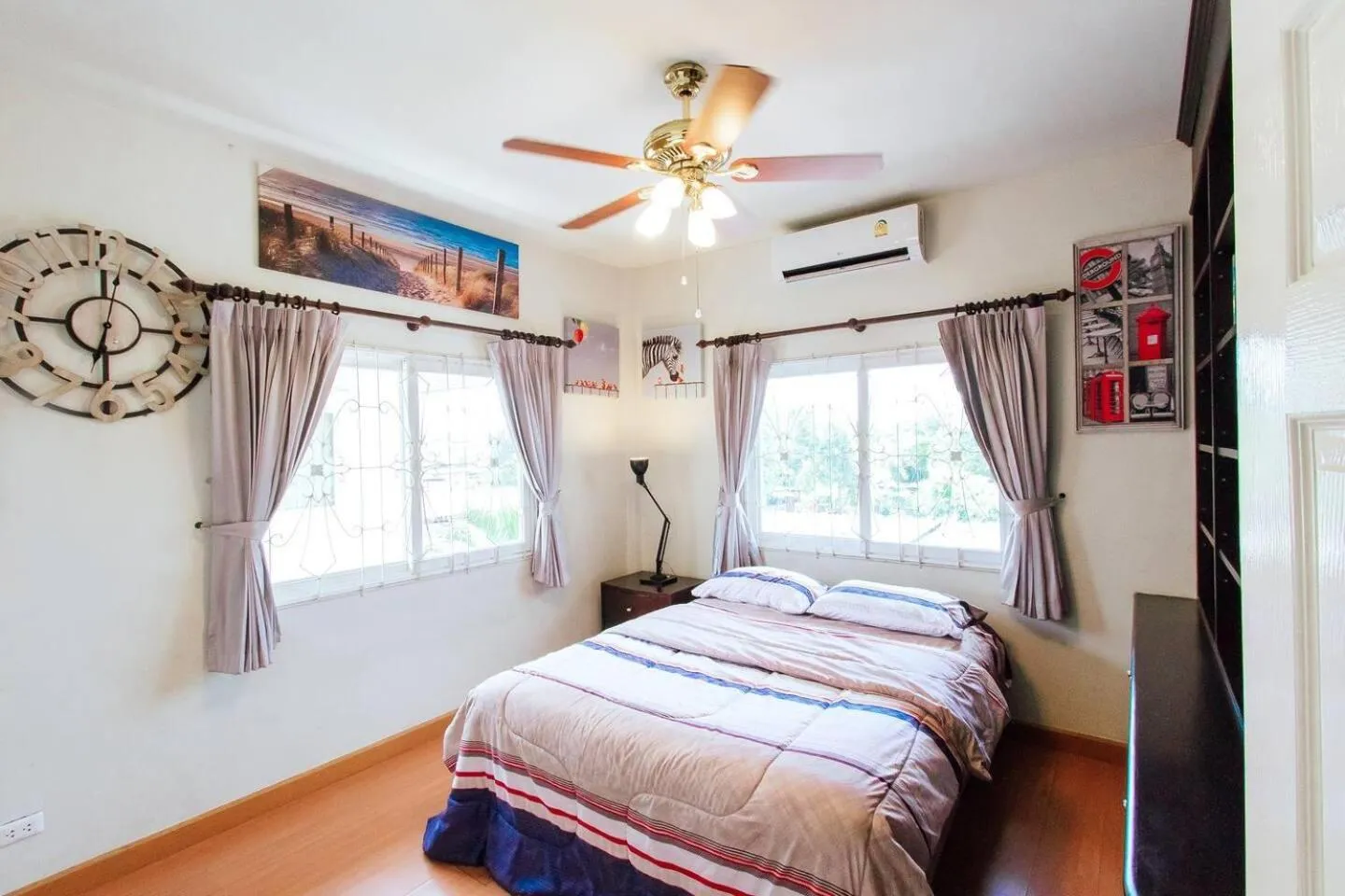 Bed in Captivating 3-Bed Villa in Muang Pattaya