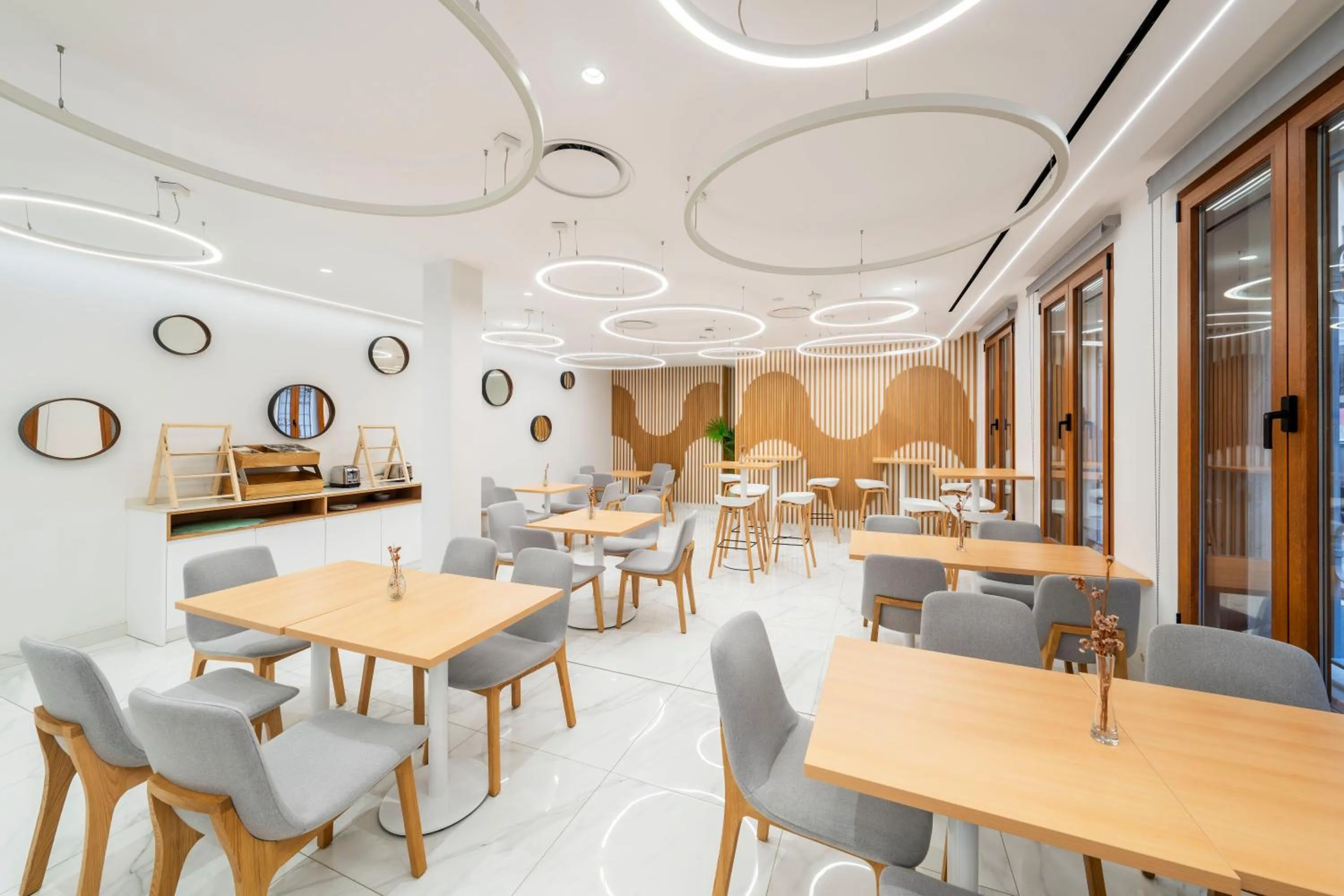 Breakfast in Odyssey Rooms Alicante