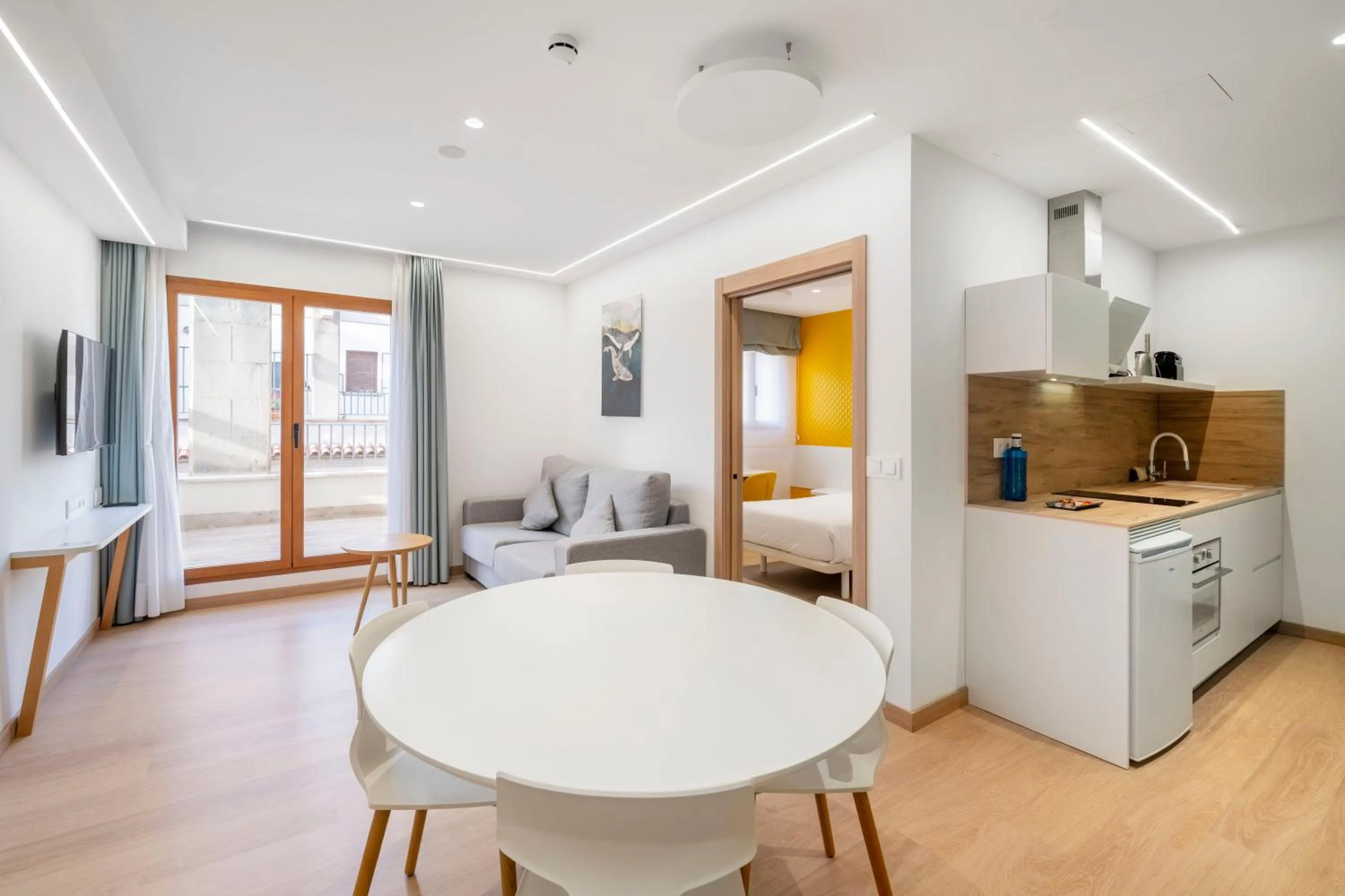 kitchen in Odyssey Rooms Alicante