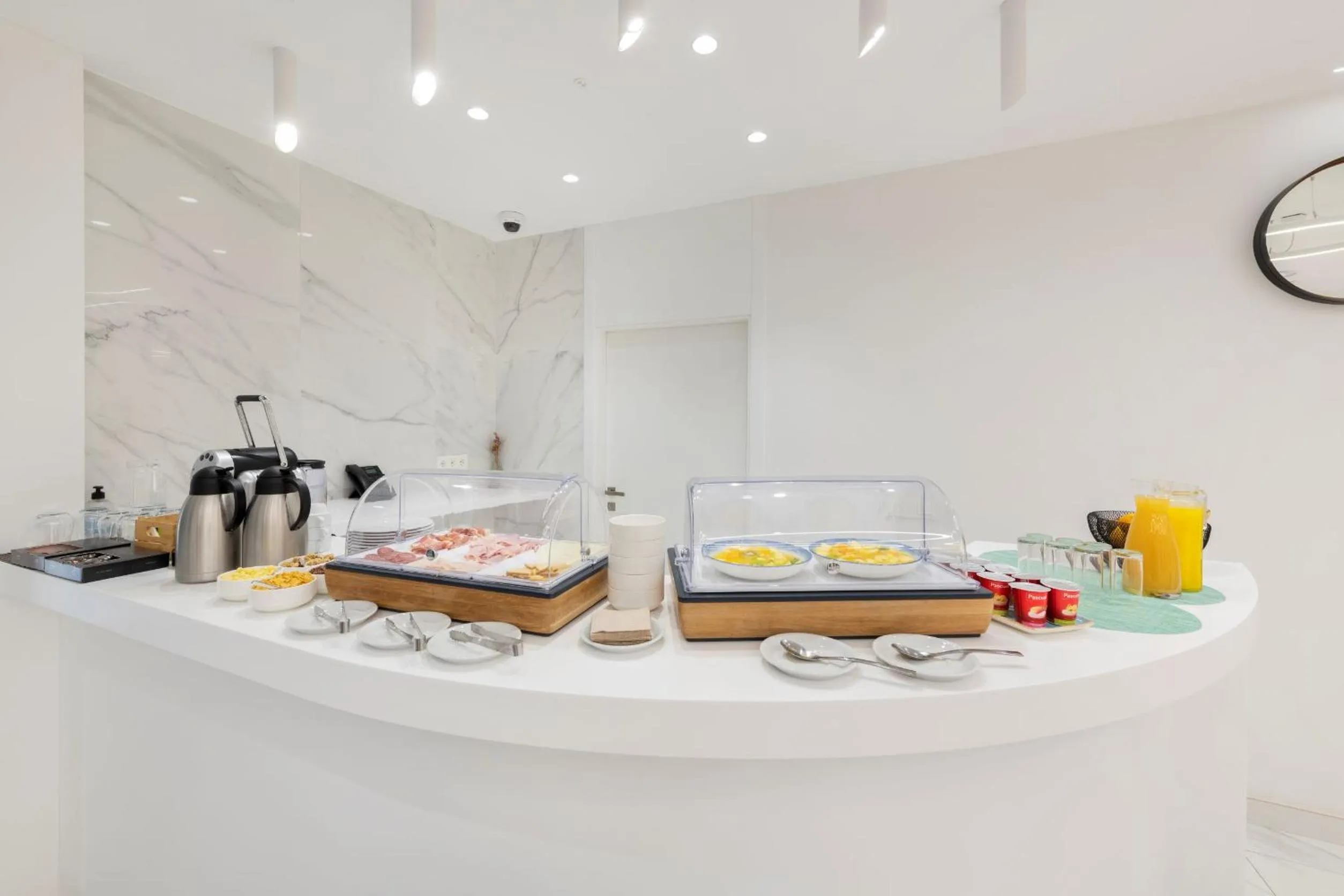 Continental breakfast in Odyssey Rooms Alicante