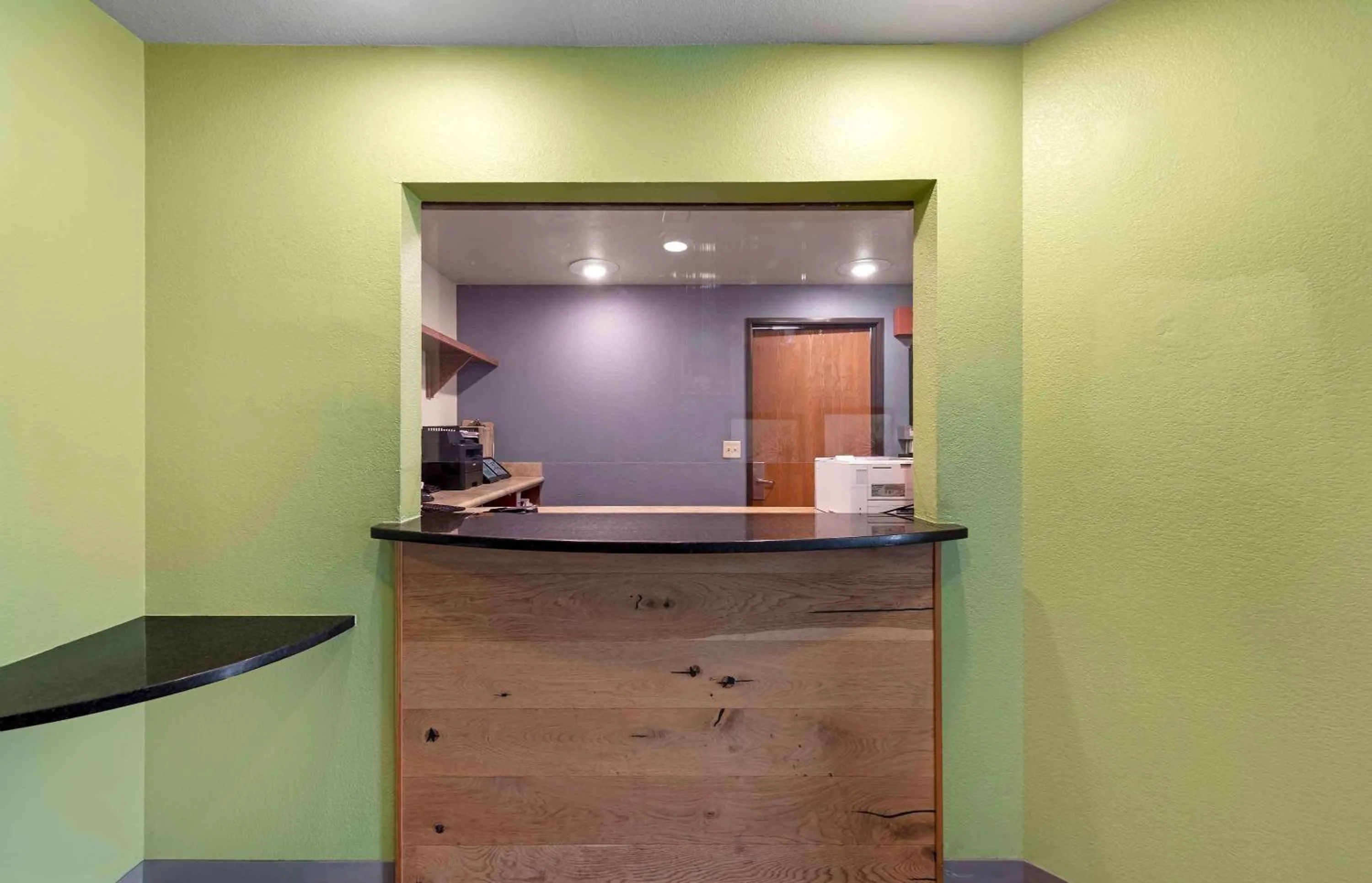 Lobby or reception in Extended Stay America Select Suites - Montgomery