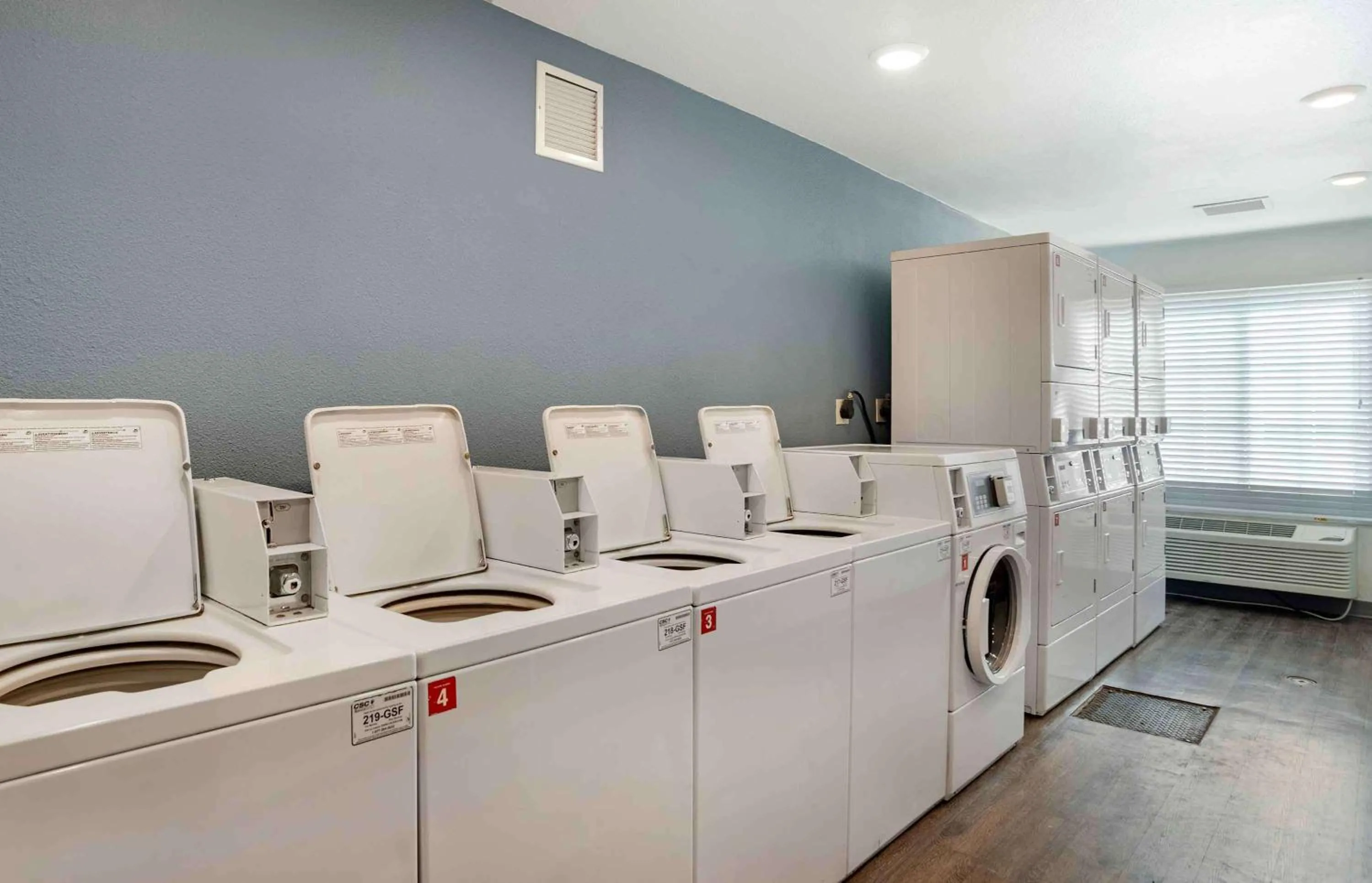 Property building in Extended Stay America Select Suites - Panama City - Callaway