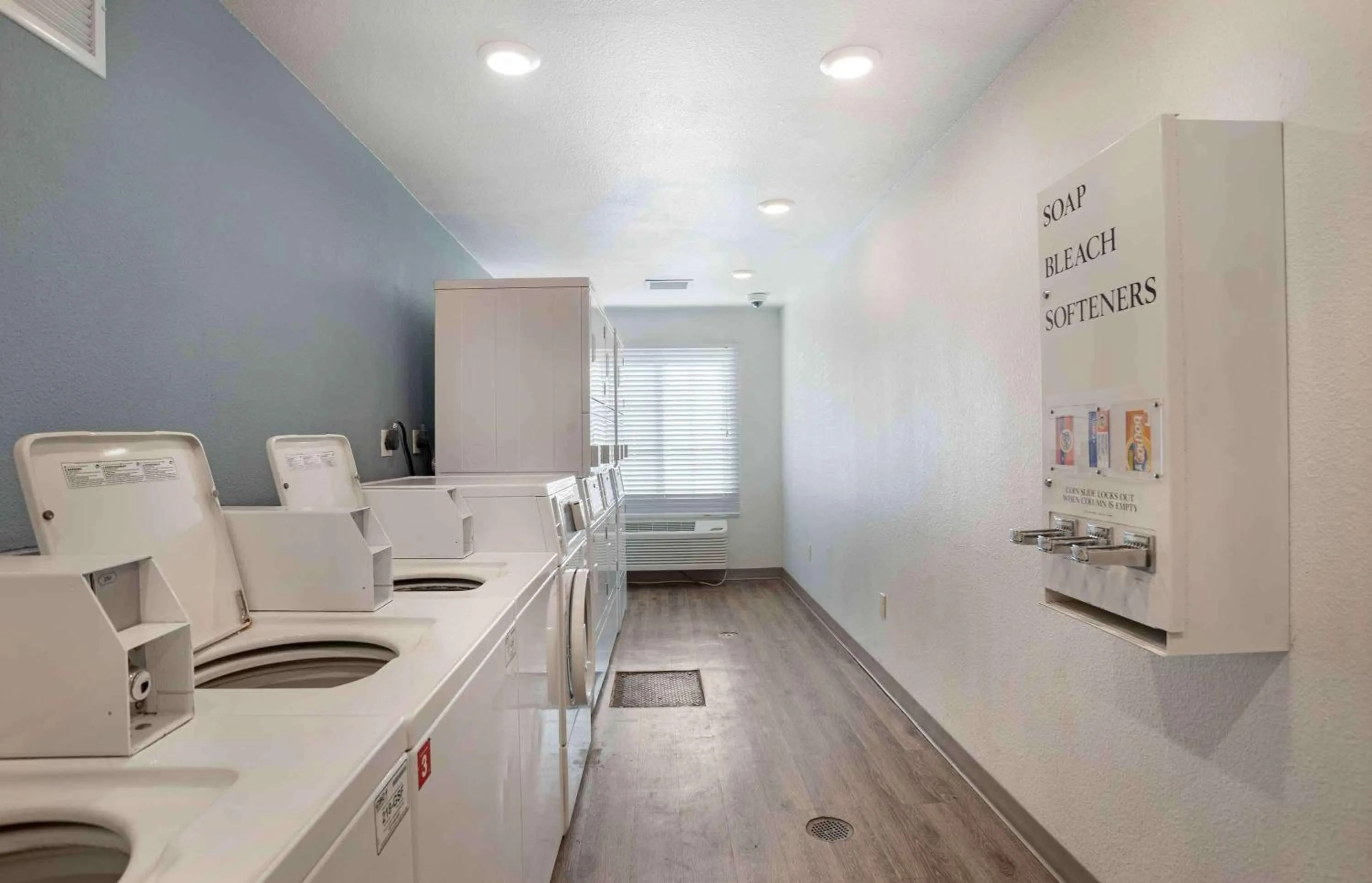 Property building in Extended Stay America Select Suites - Panama City - Callaway