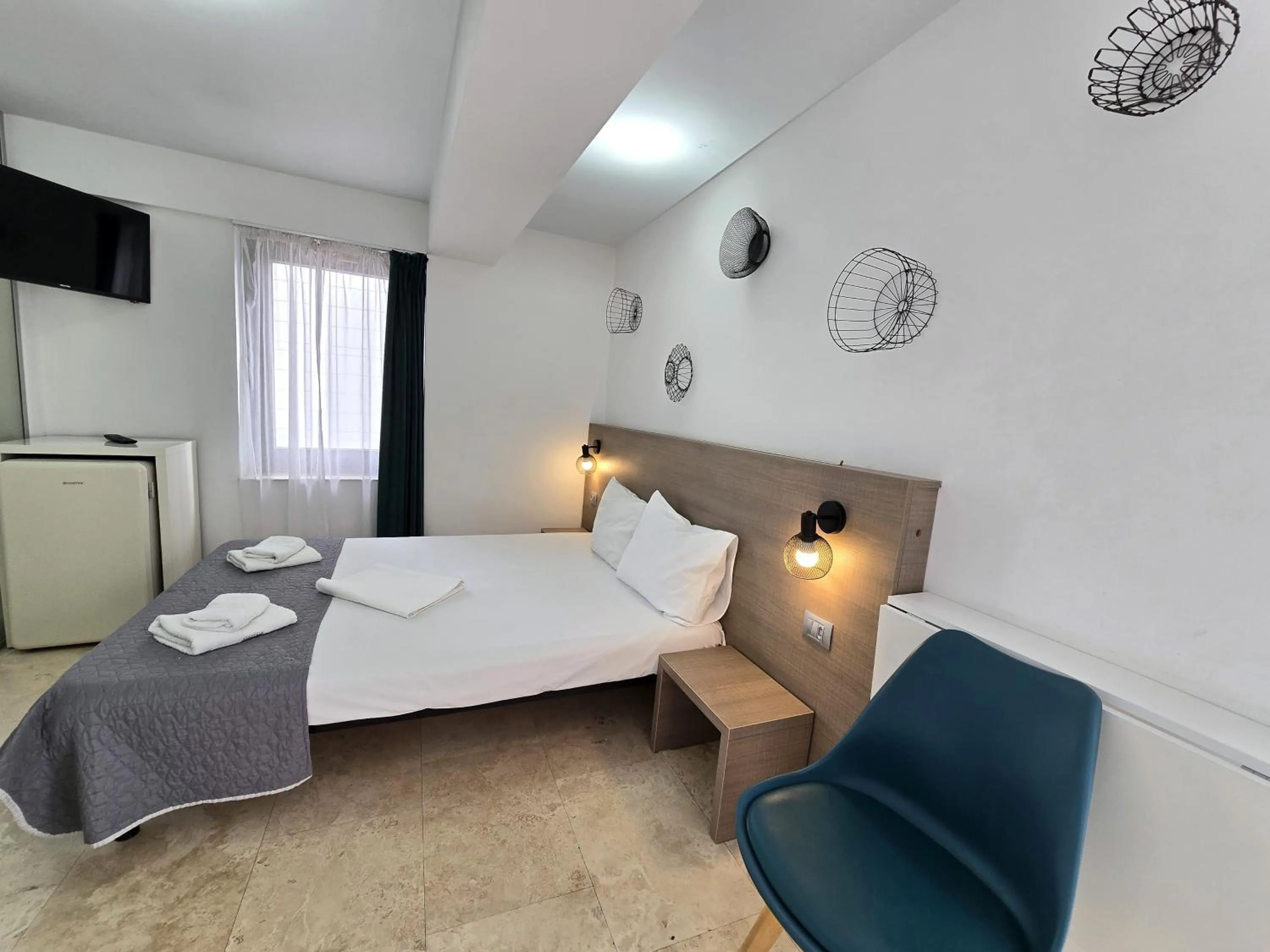 TV and multimedia, Bed in Dacia Residence Apartments