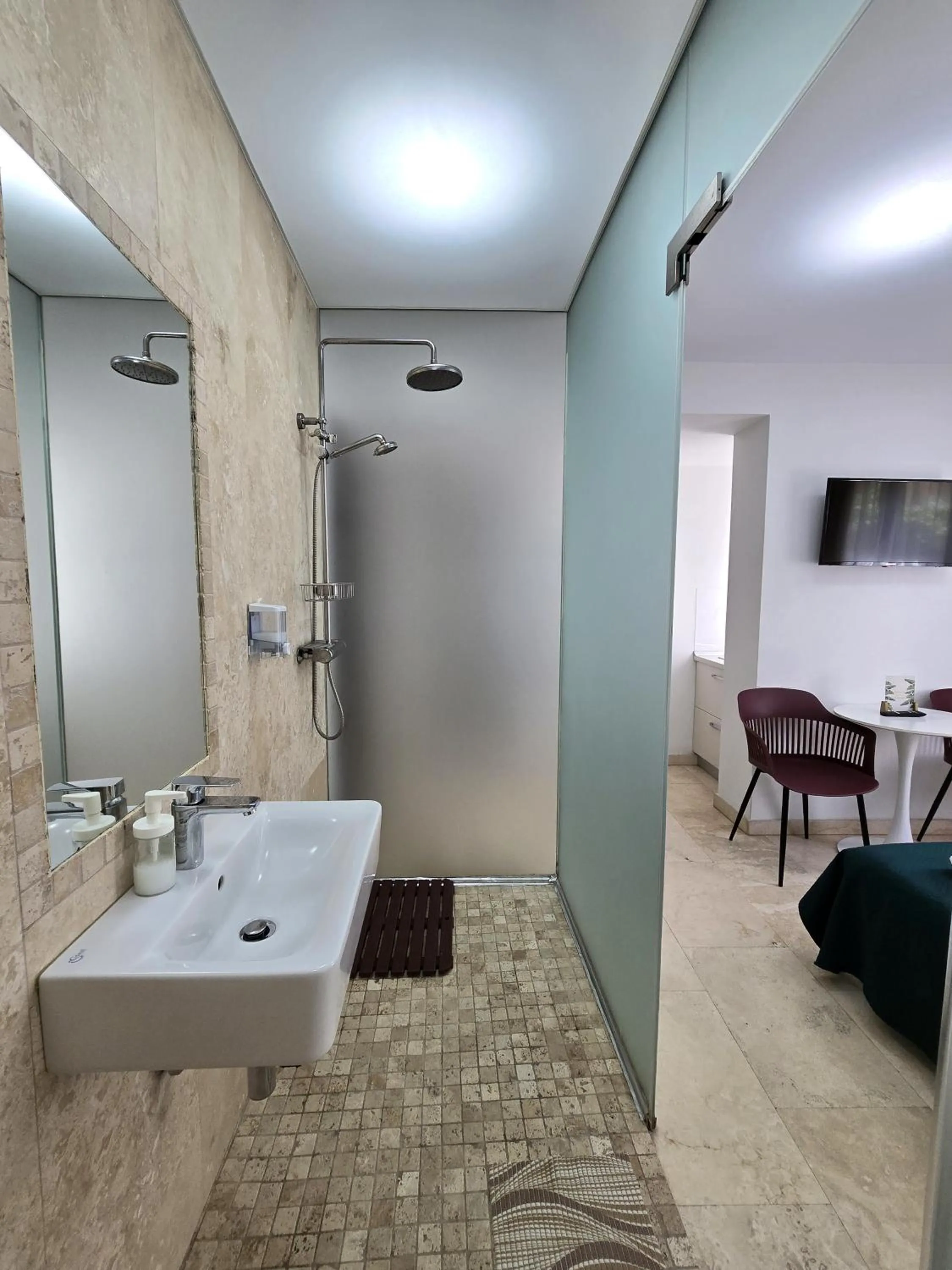 Shower in Dacia Residence Apartments