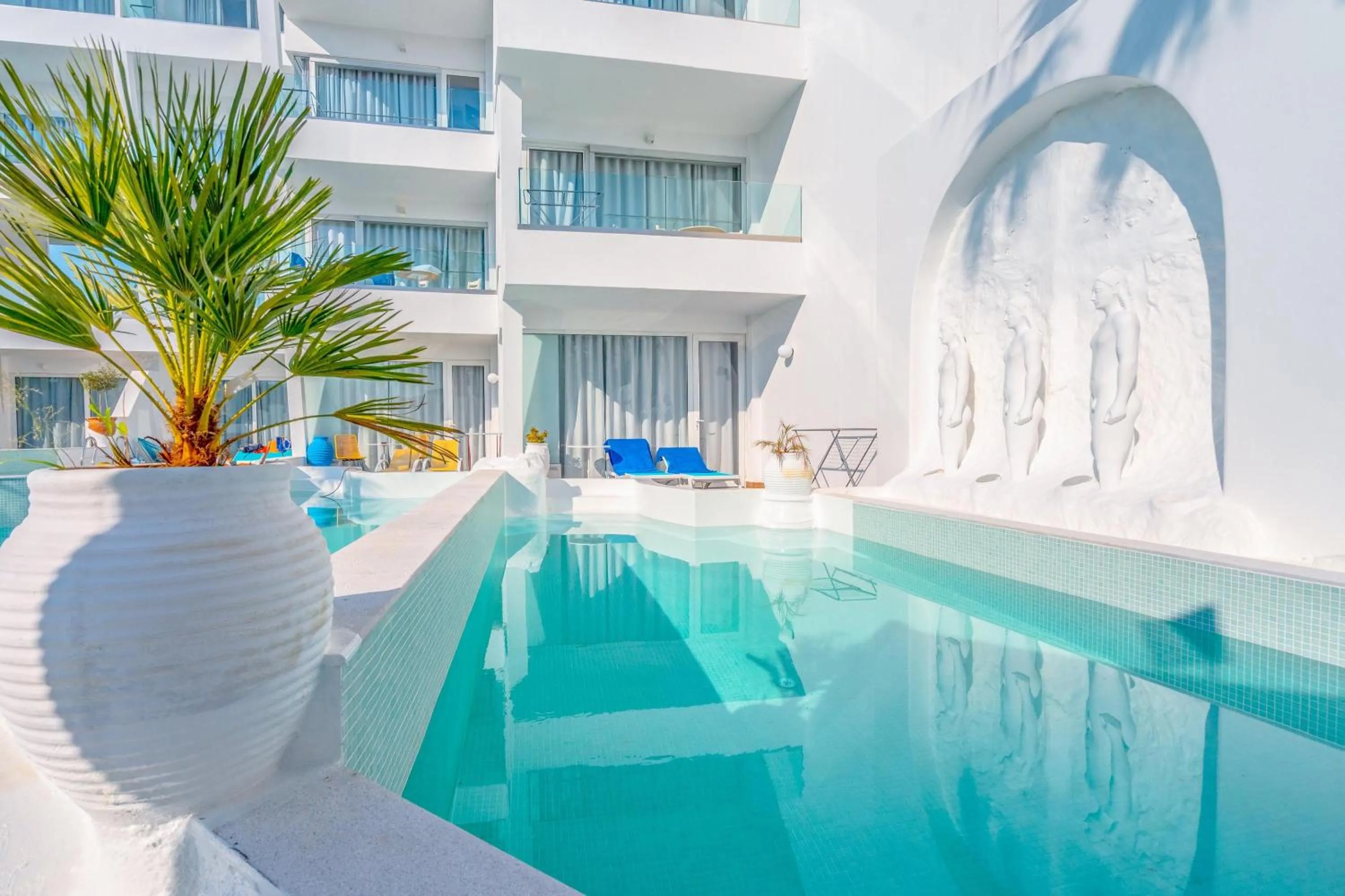 Swimming pool in Kouros Home & Suites