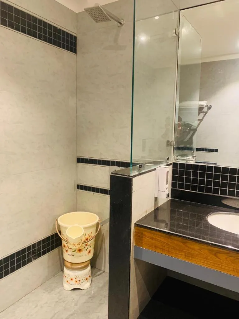 Shower in Hotel West End View A Unit of Hotel SC Residency