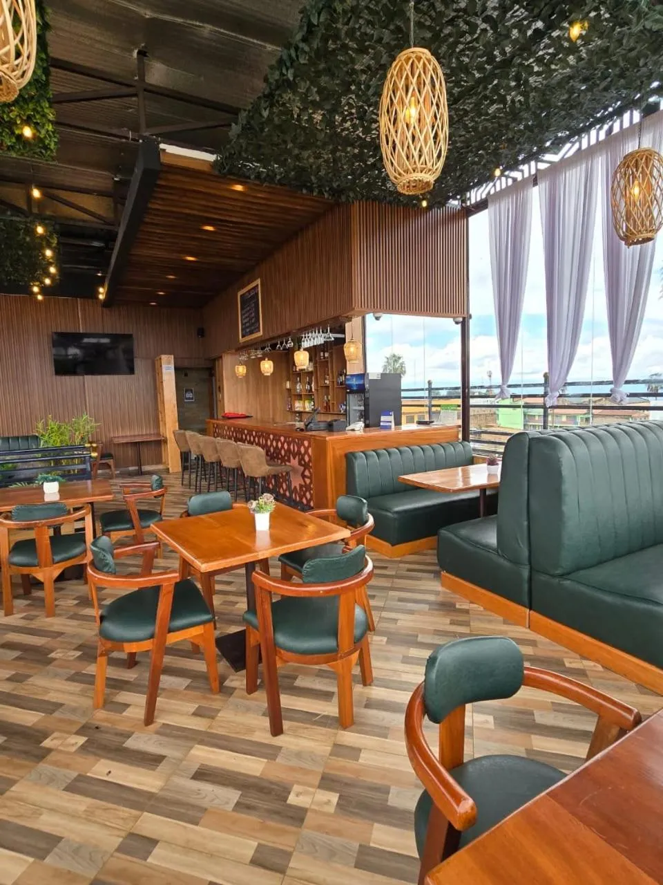 Lounge or bar in LA BEILA HOTEL MERU