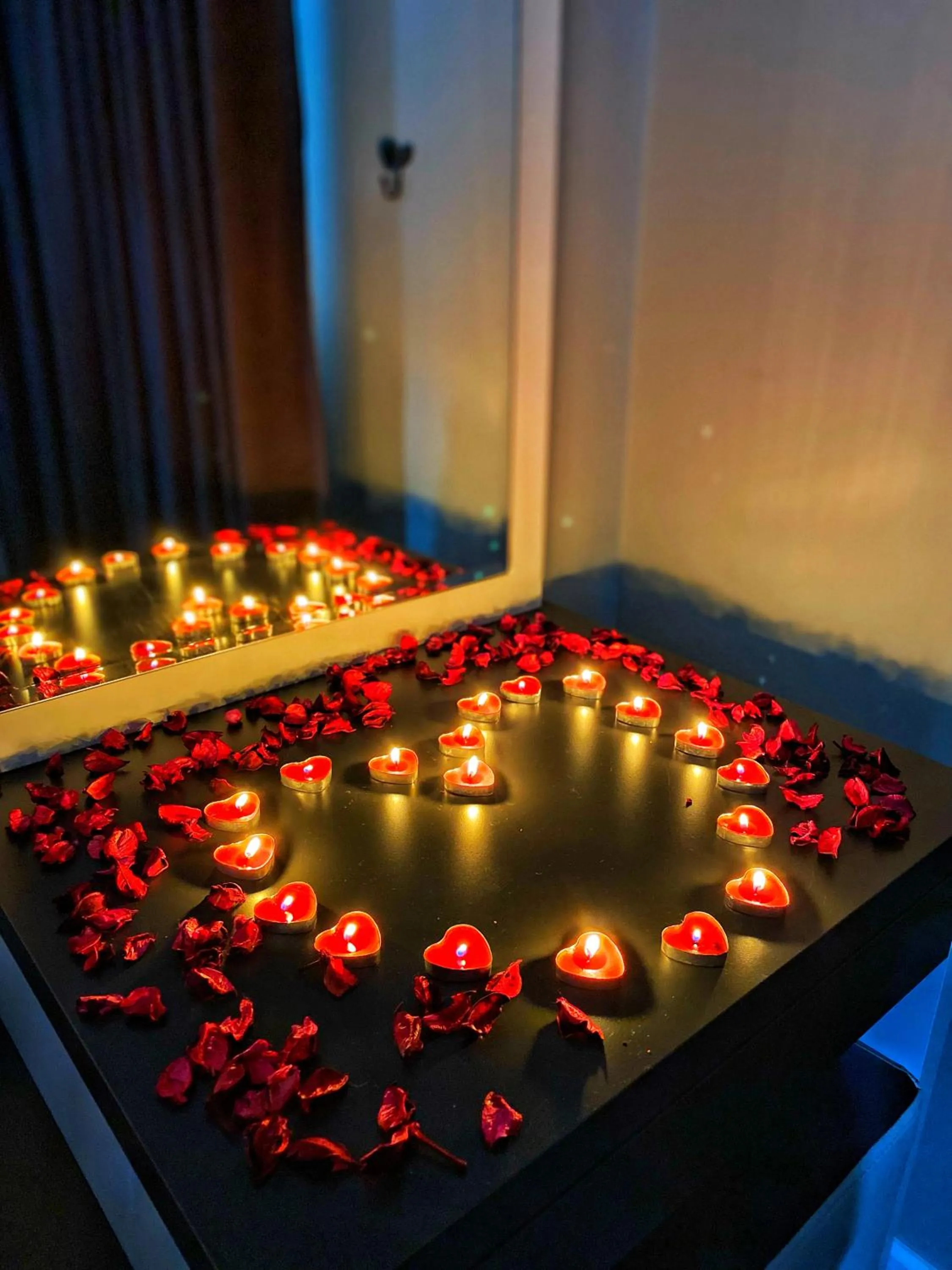 Bedroom in Heaven Suite Hotel