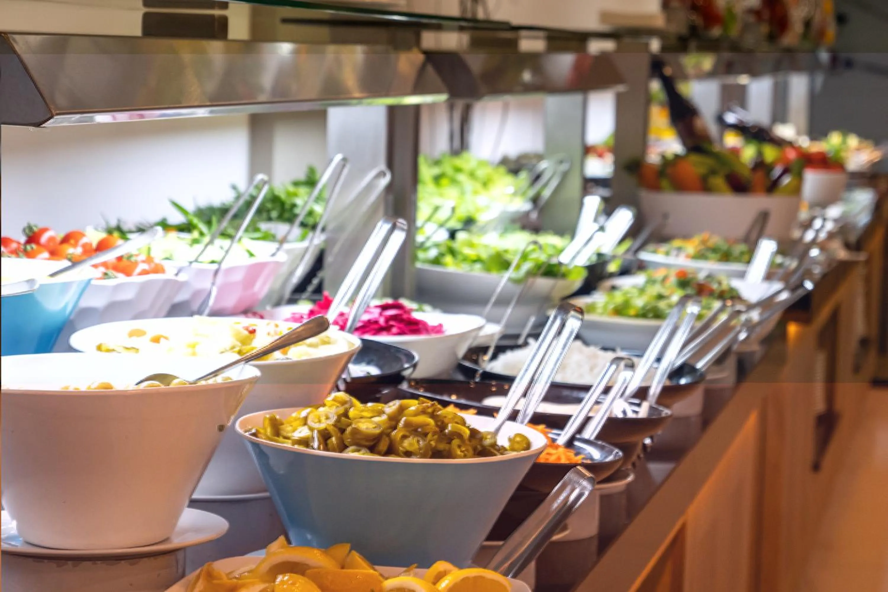 Food and drinks in Viking Garden Hotel