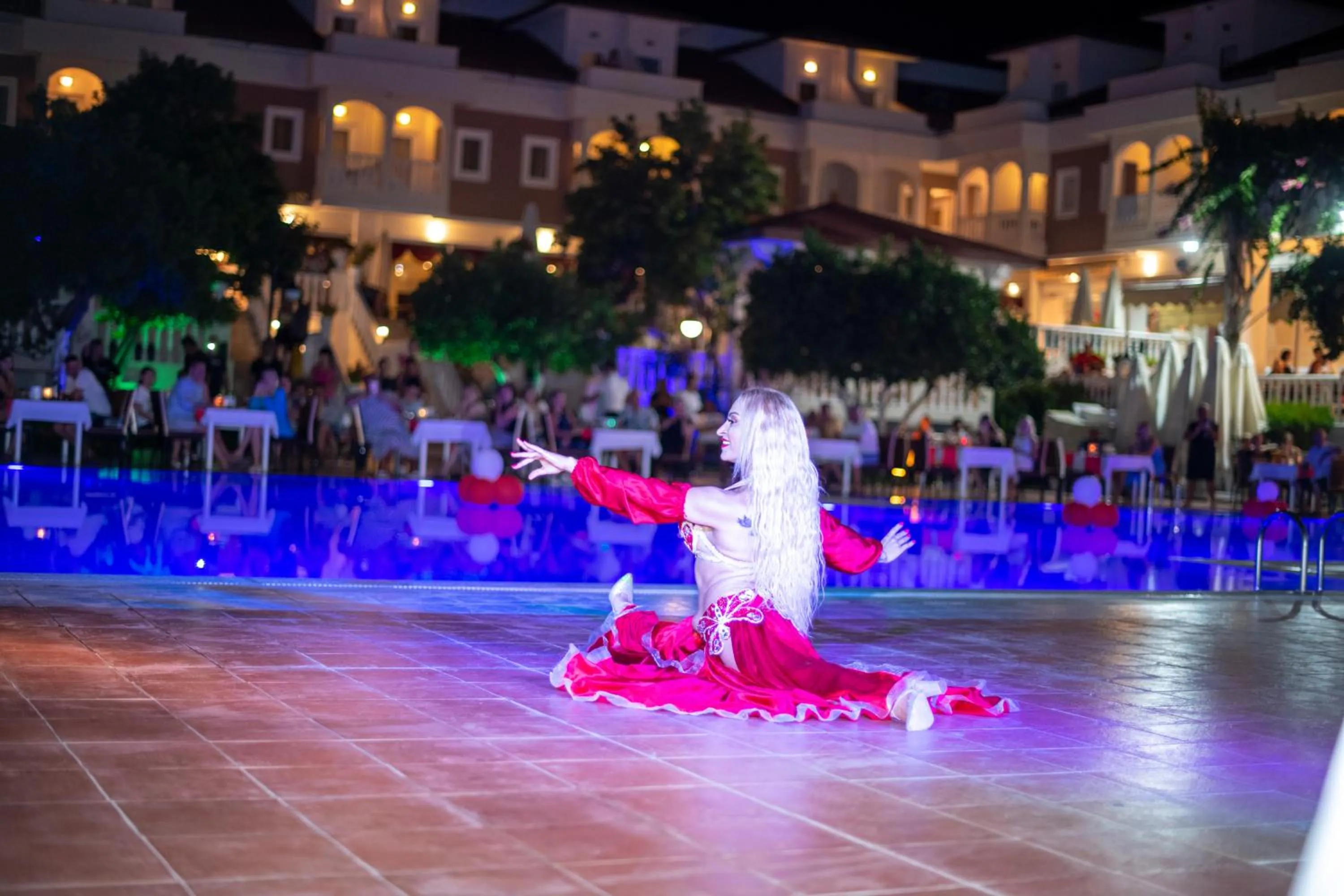 Night in Viking Garden Hotel