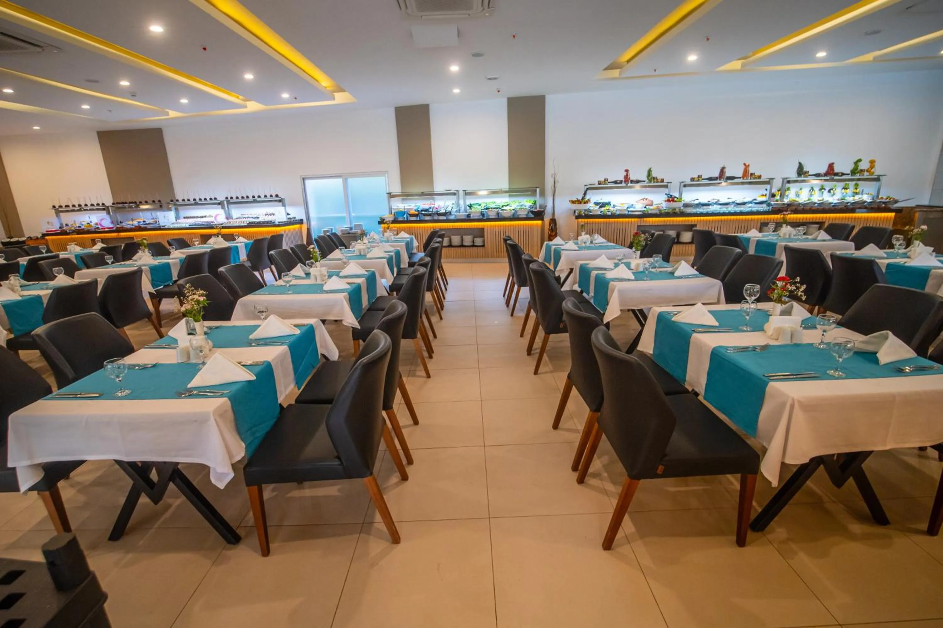 Restaurant/places to eat in Viking Garden Hotel