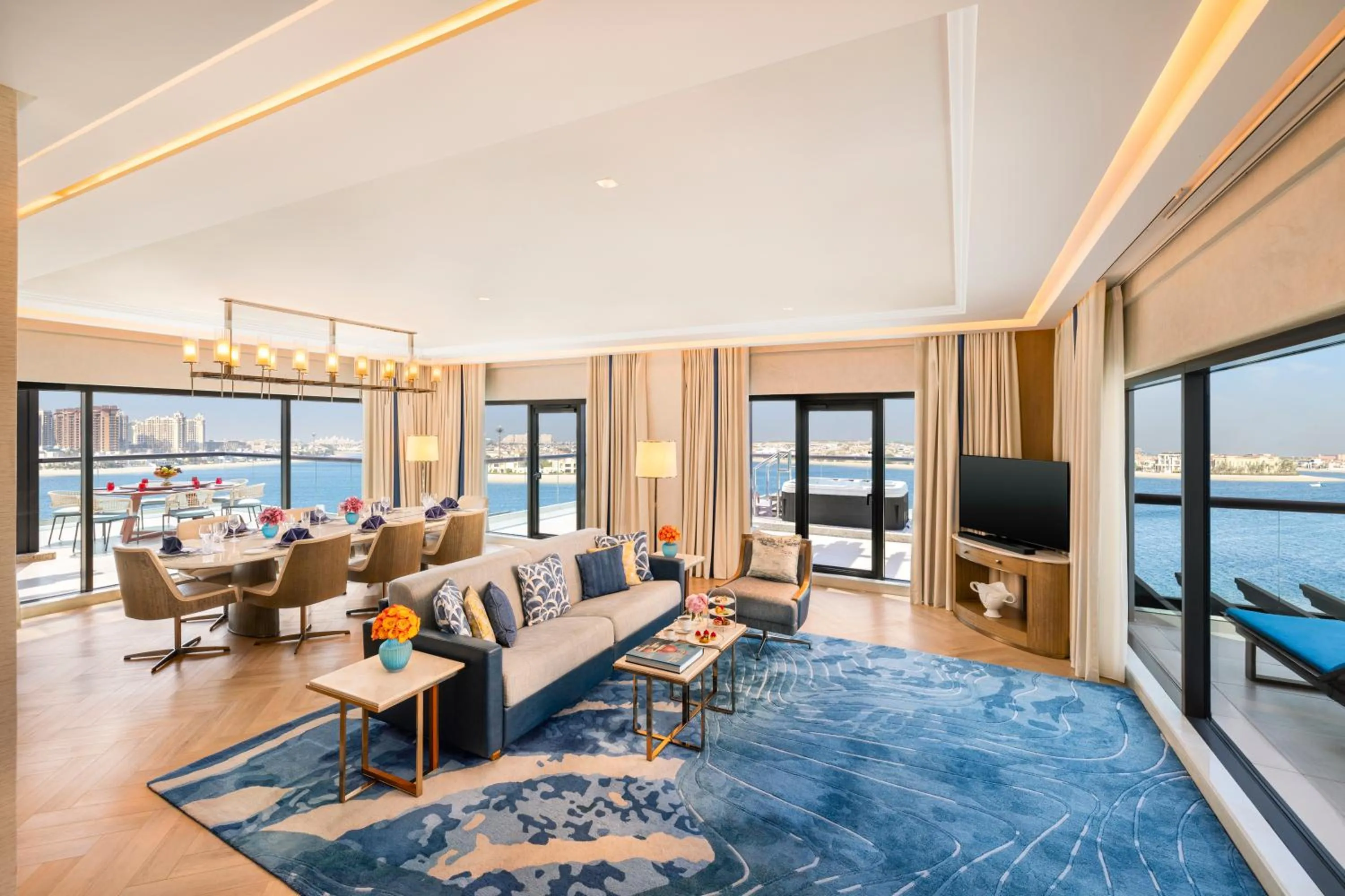 Living room in Taj Exotica Resort & Spa, The Palm, Dubai