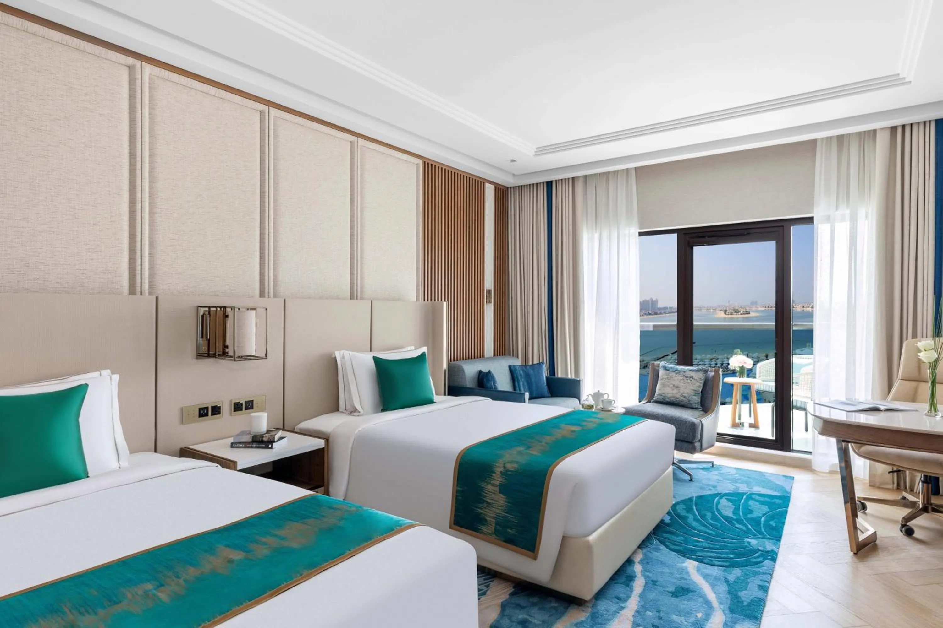 Photo of the whole room, Bed in Taj Exotica Resort & Spa, The Palm, Dubai