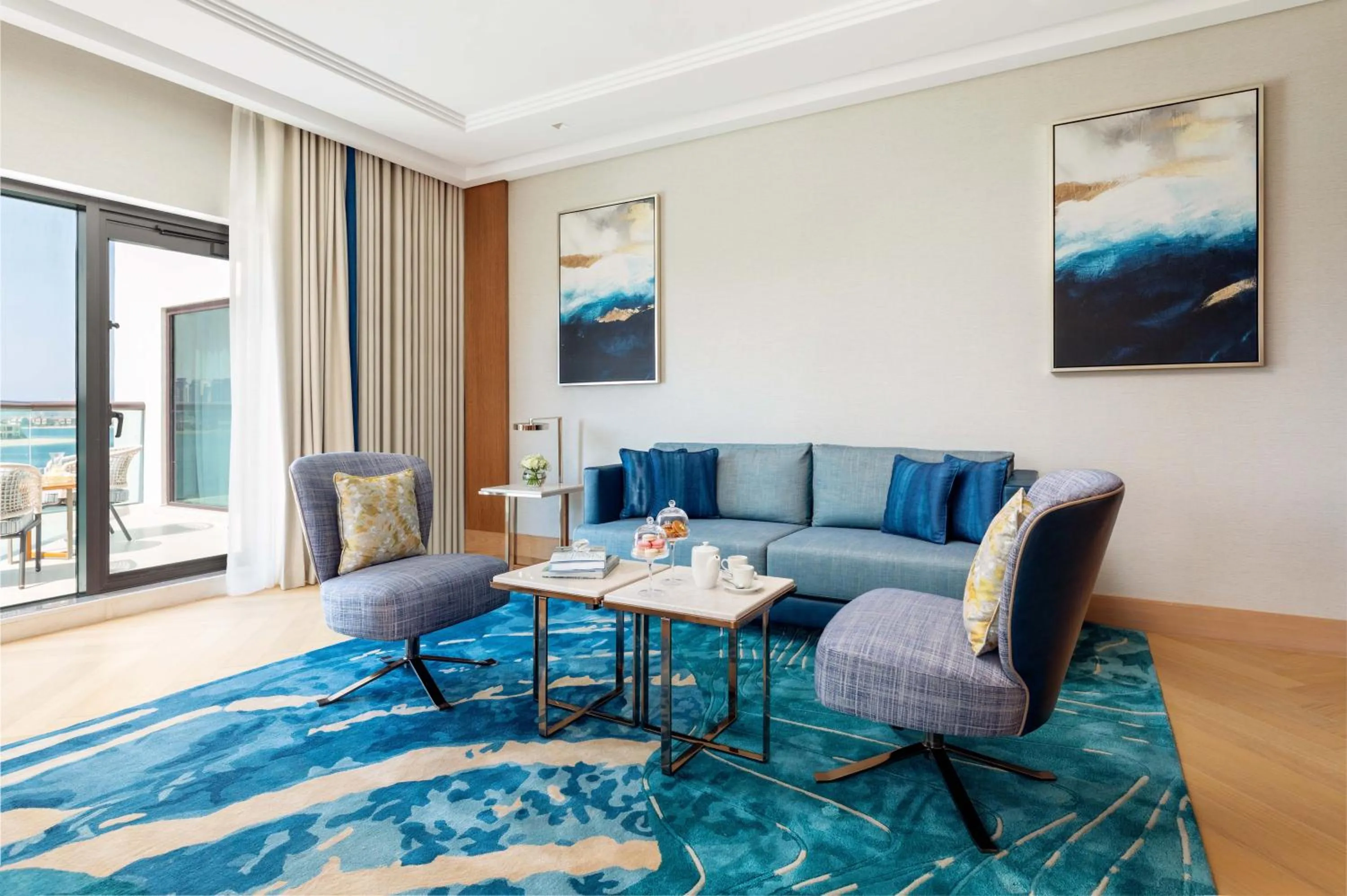 Living room in Taj Exotica Resort & Spa, The Palm, Dubai