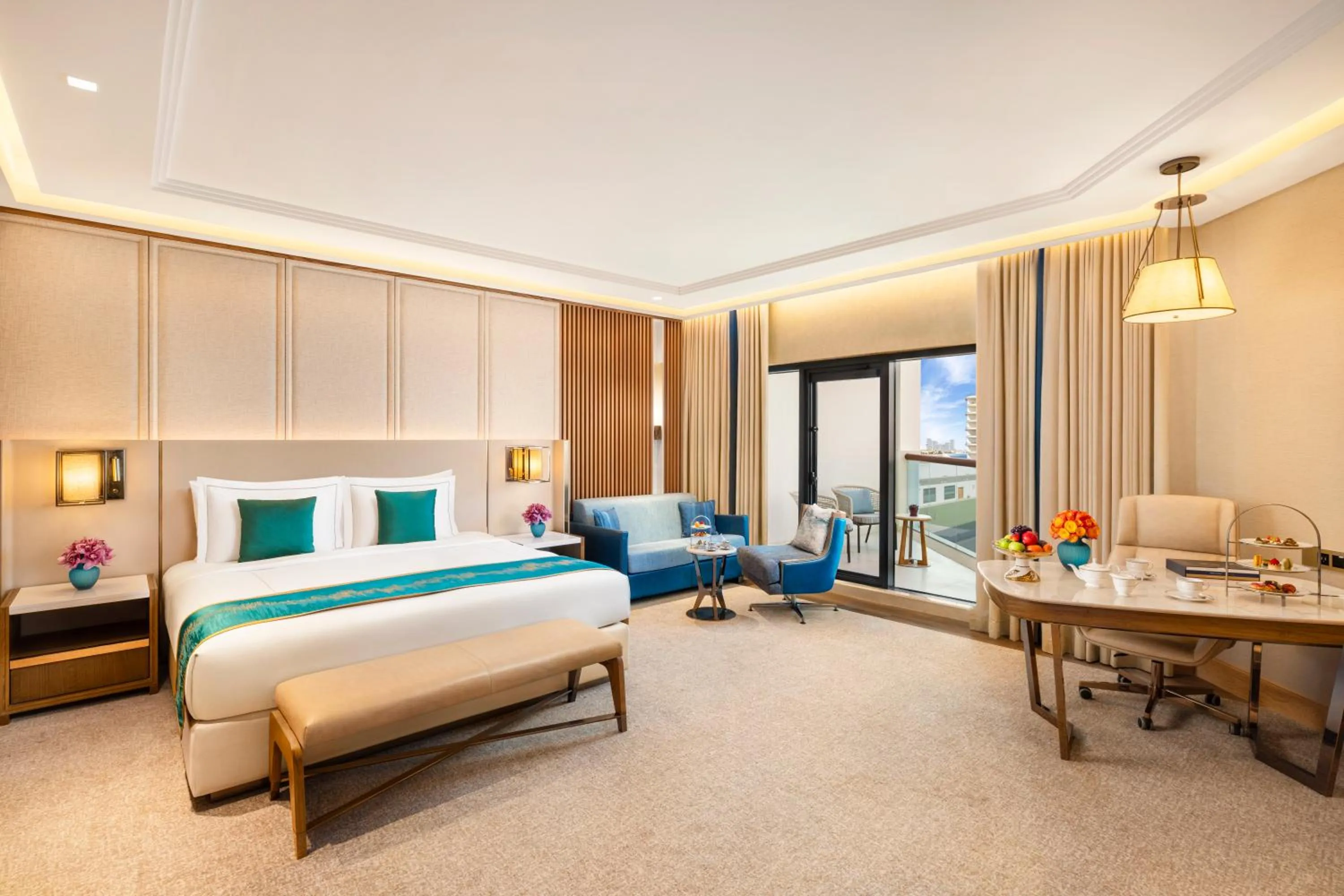 View (from property/room), Bed in Taj Exotica Resort & Spa, The Palm, Dubai