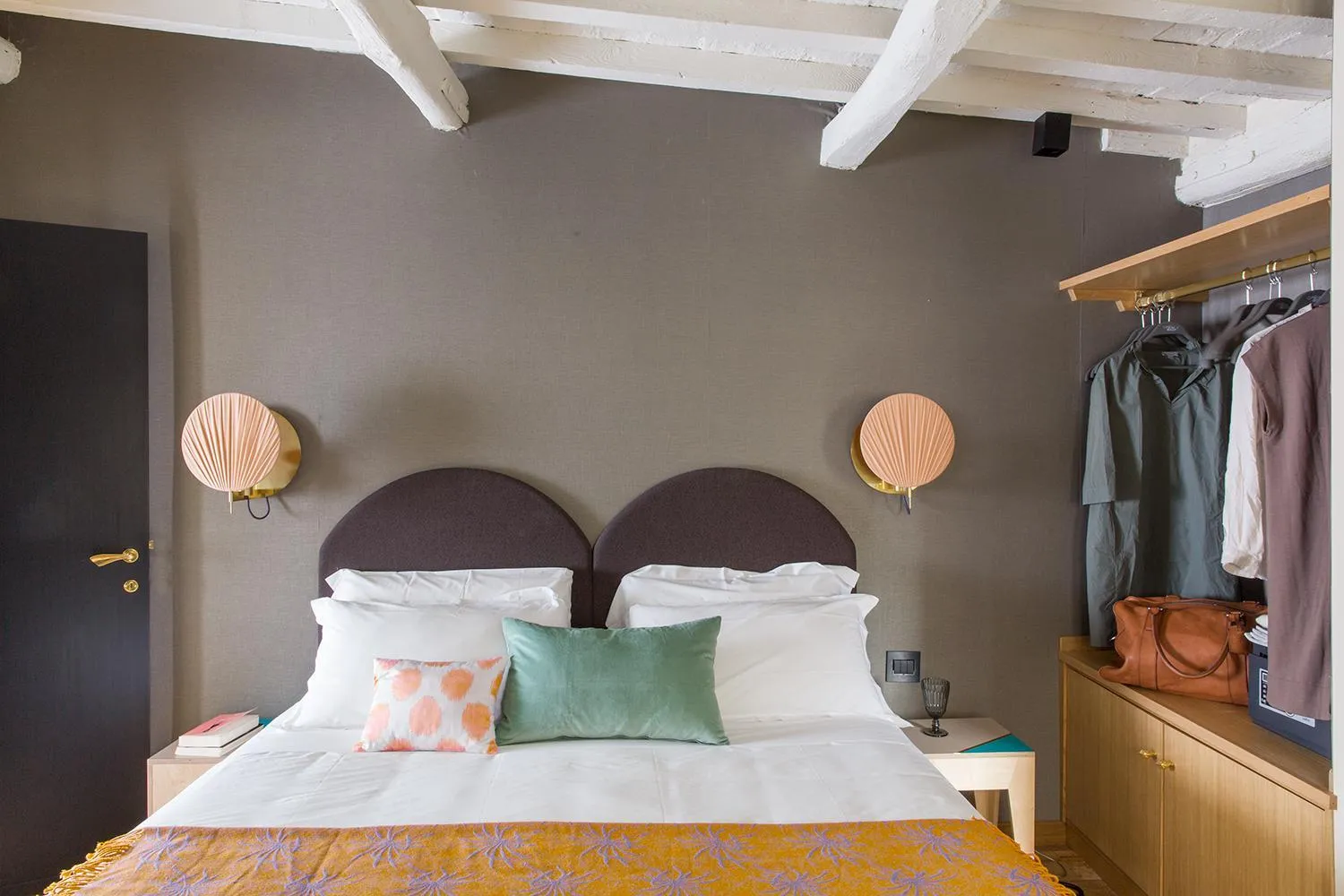 Bedroom, Bed in Condominio Monti Boutique Hotel