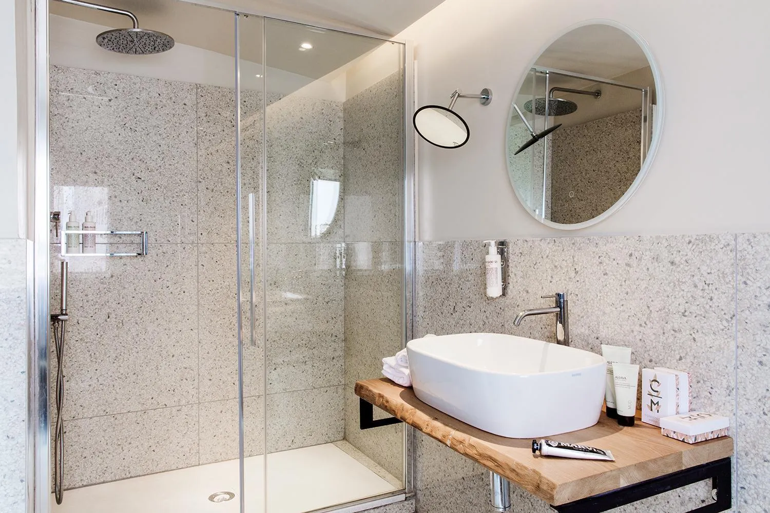 Bathroom in Condominio Monti Boutique Hotel