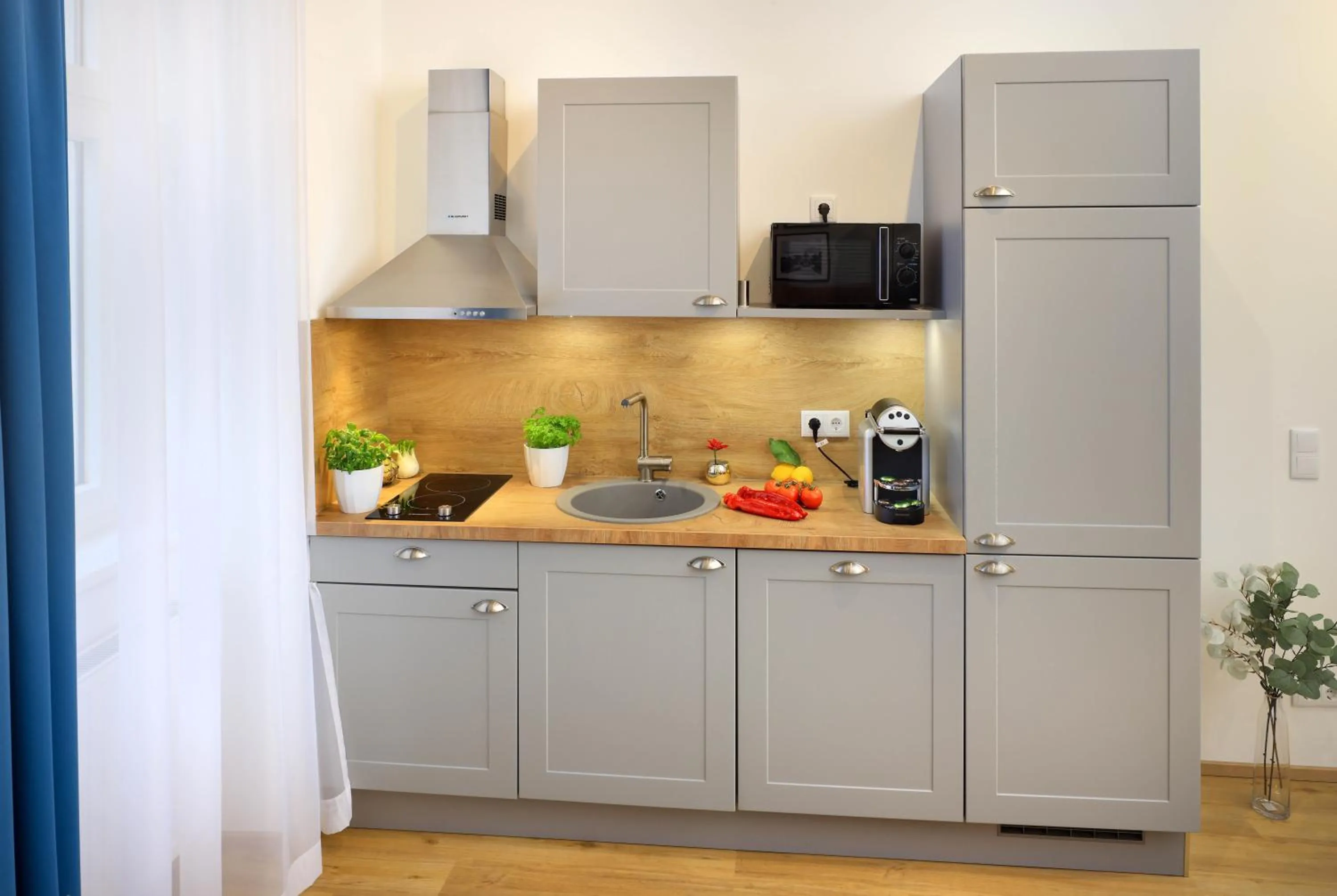 Coffee/tea facilities in Jimmy's Apartments Dandelion