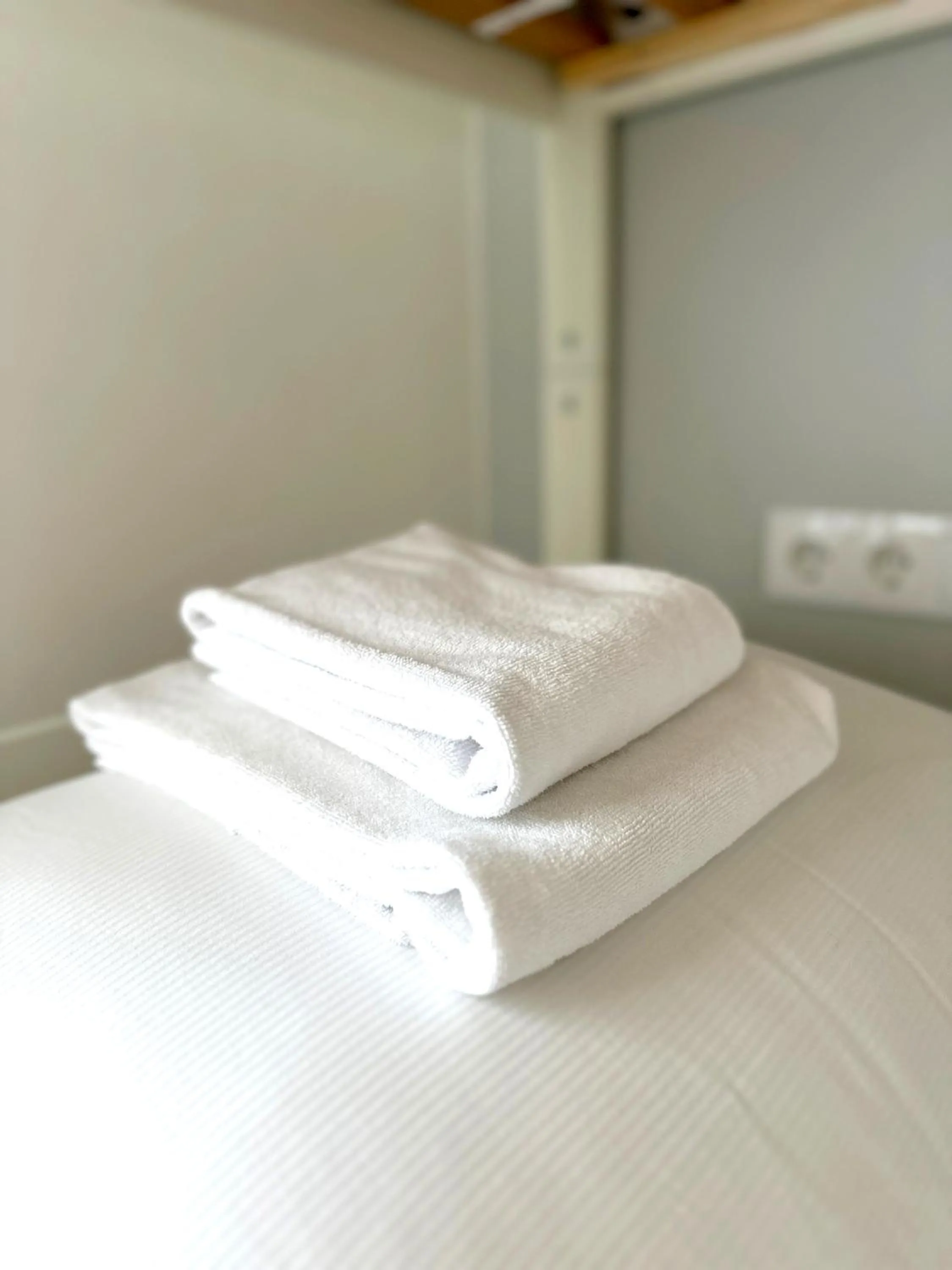 Bed in Jimmy's Apartments Dandelion