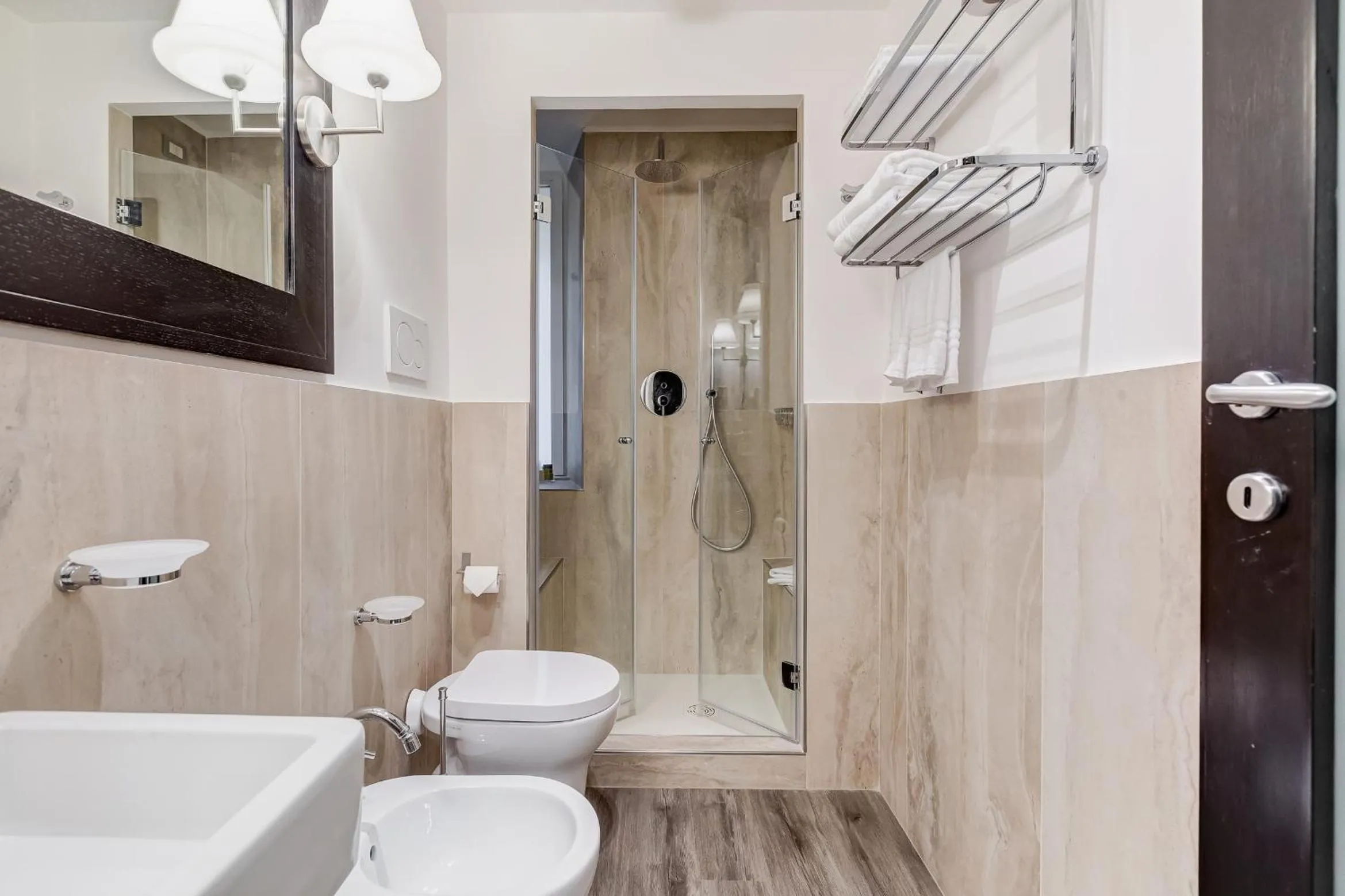 Residenza A -Via Veneto Fashion Rooms -self check-in