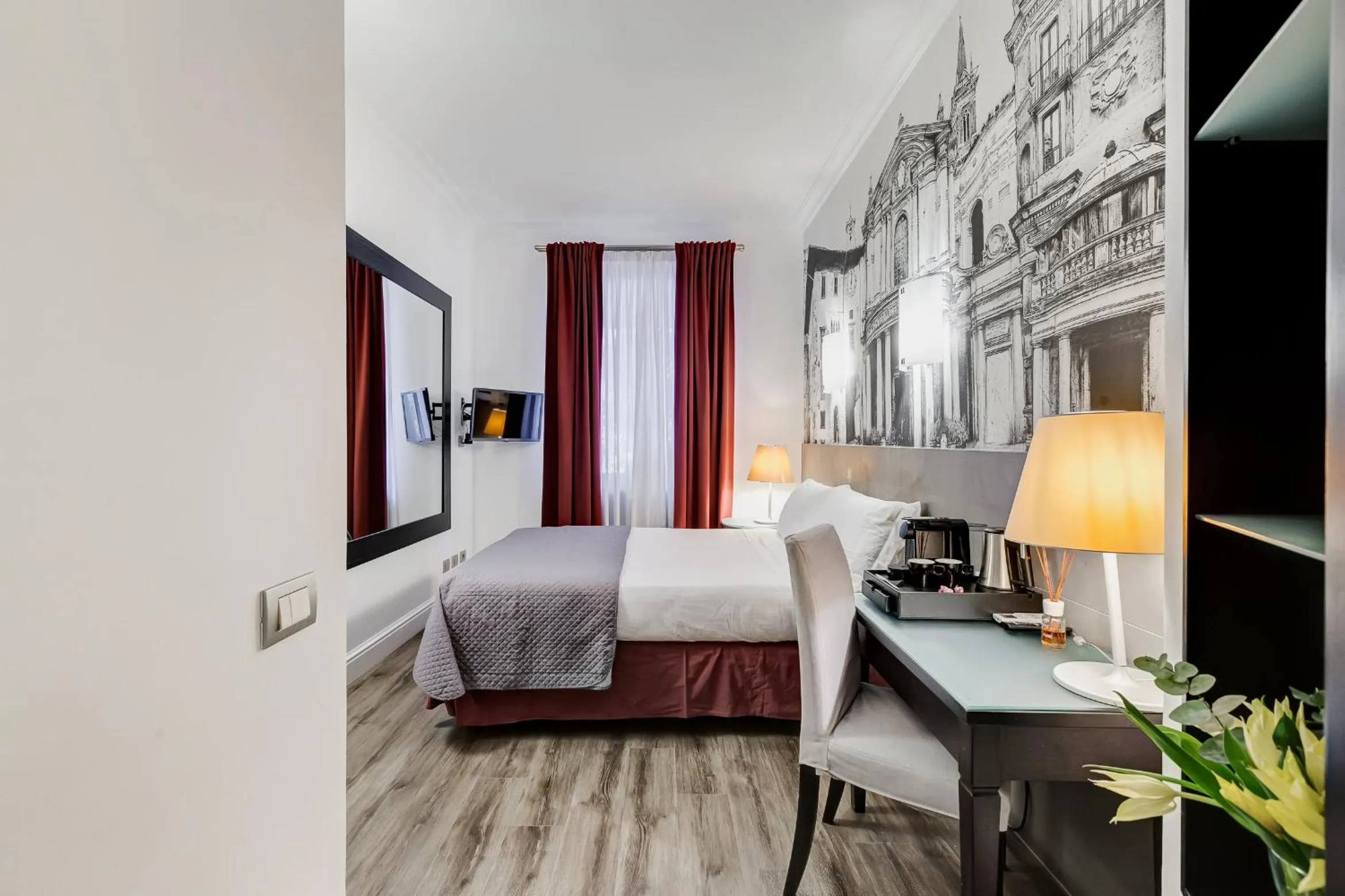 Bed in Residenza A -Via Veneto Fashion Rooms -self check-in