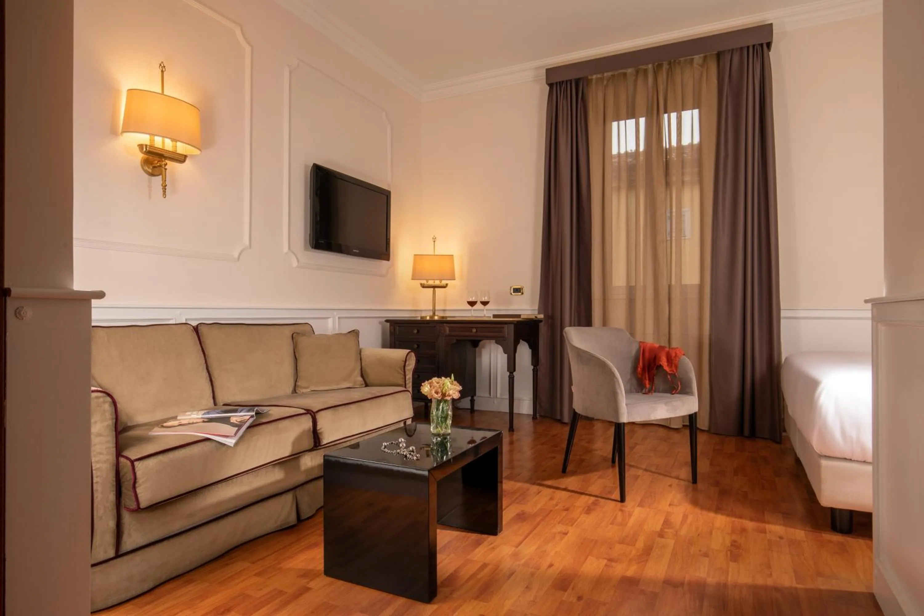 Bed in Hotel Del Corso