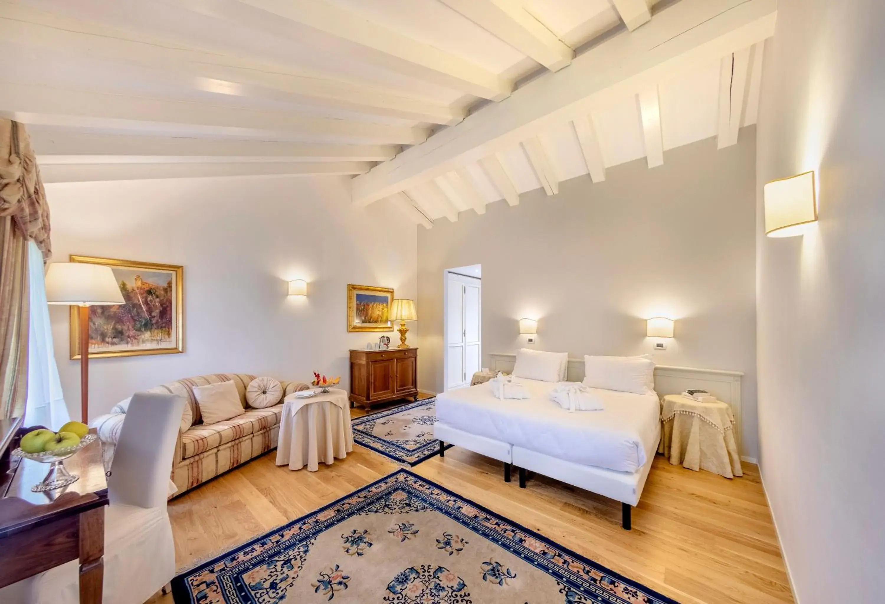 Deluxe Room in Borgo Cà dei Sospiri Deluxe Room in Borgo Cà dei Sospiri