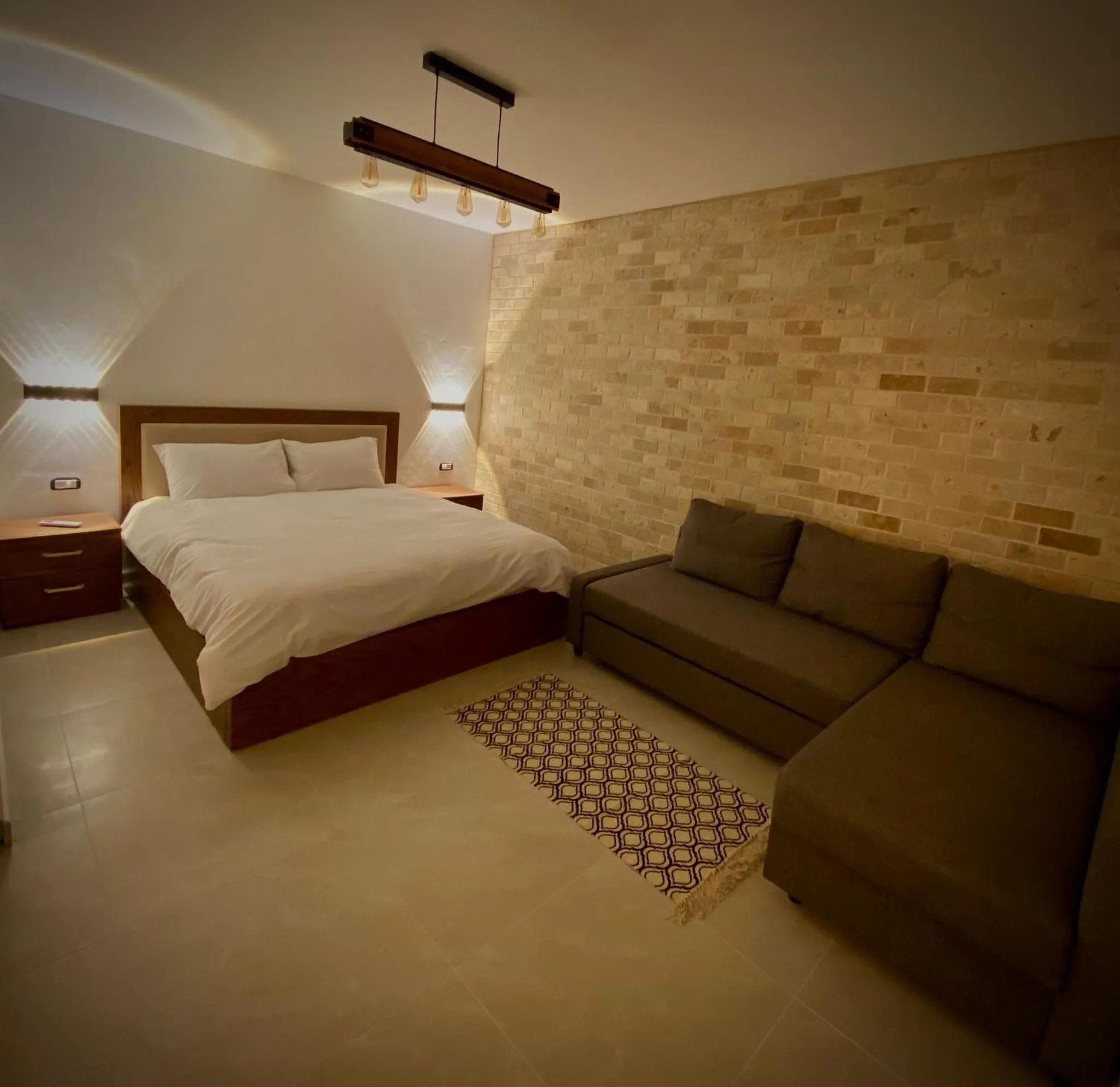 Bedroom, Bed in Ran suites