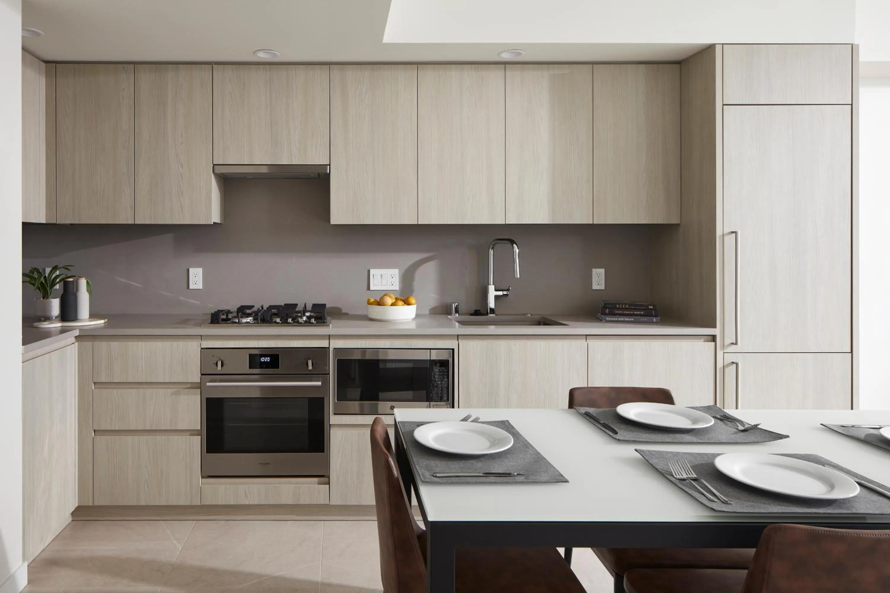 kitchen in Level Seattle Downtown - South Lake Union