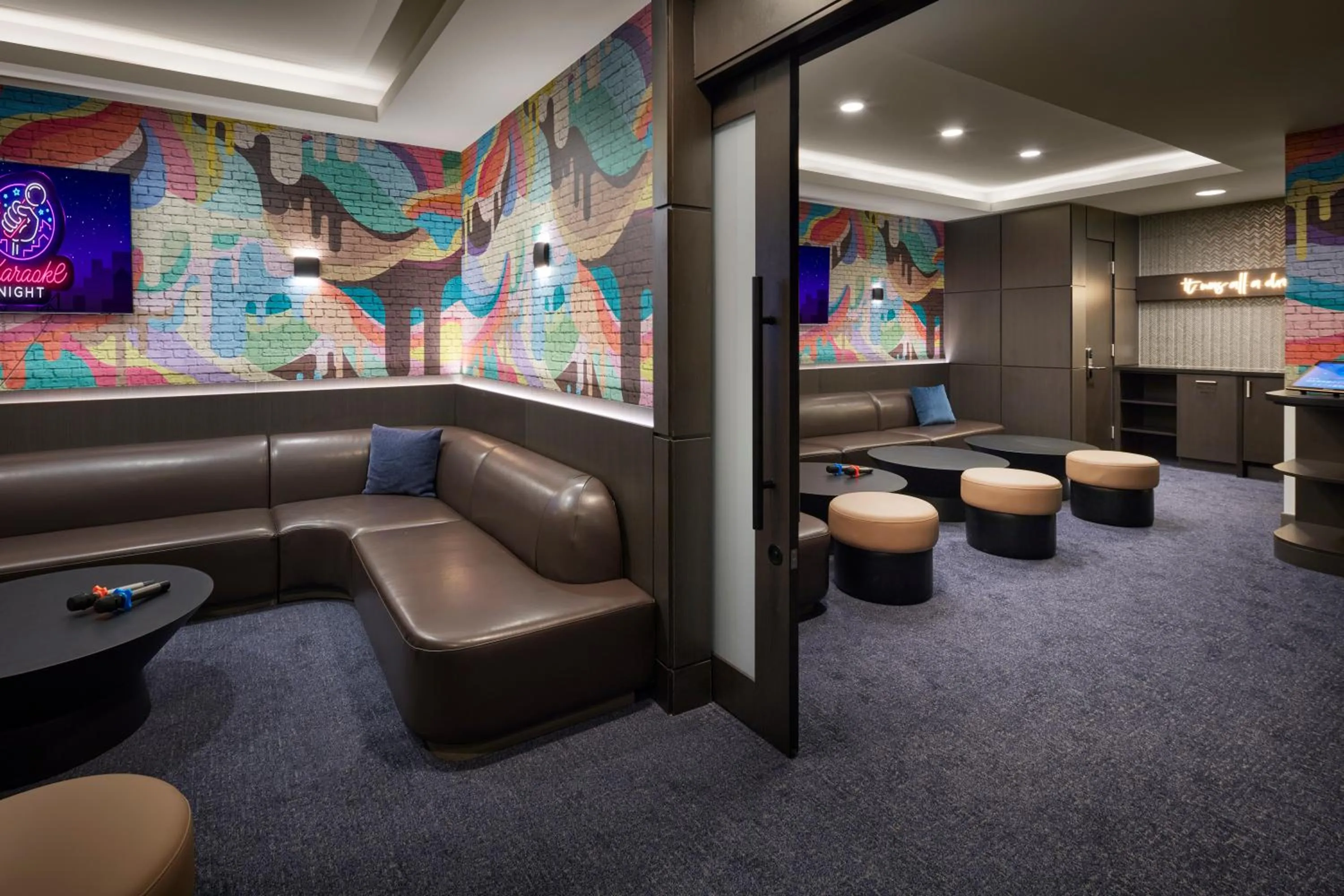 Karaoke in Level Seattle Downtown - South Lake Union