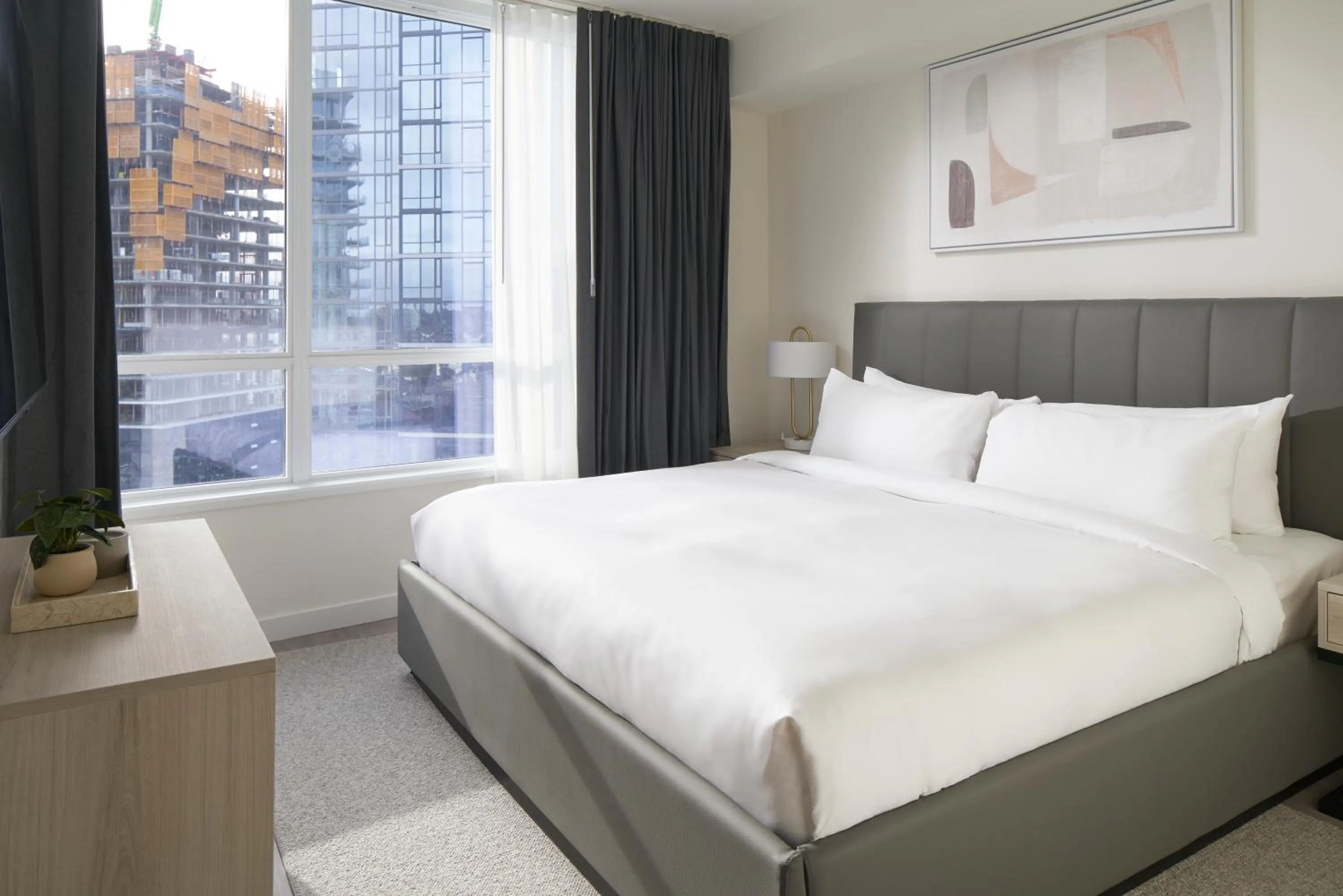 Bedroom, Bed in Level Seattle Downtown - South Lake Union